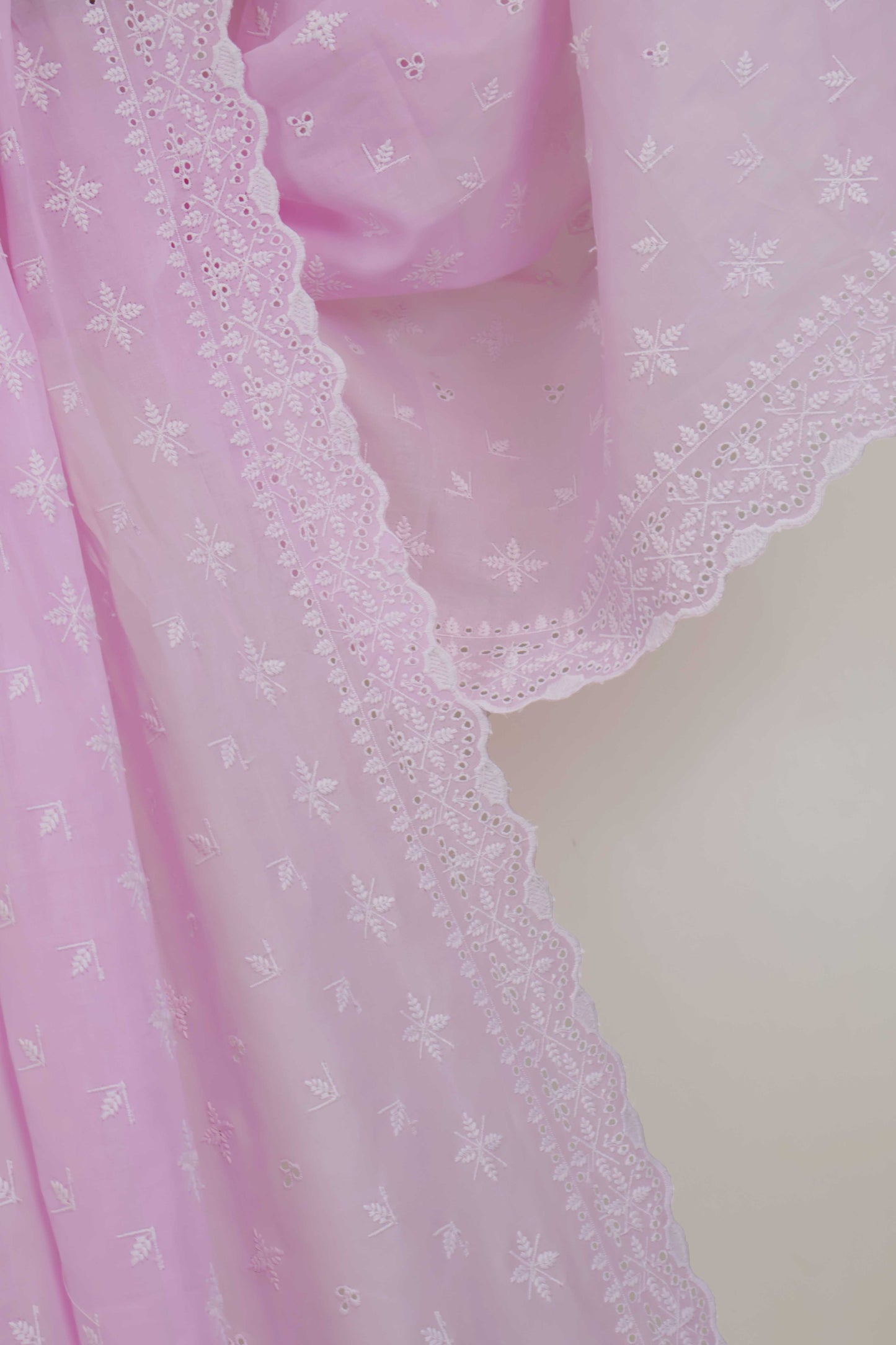 Embroidered Lawn Full Size Shawl 3849I
