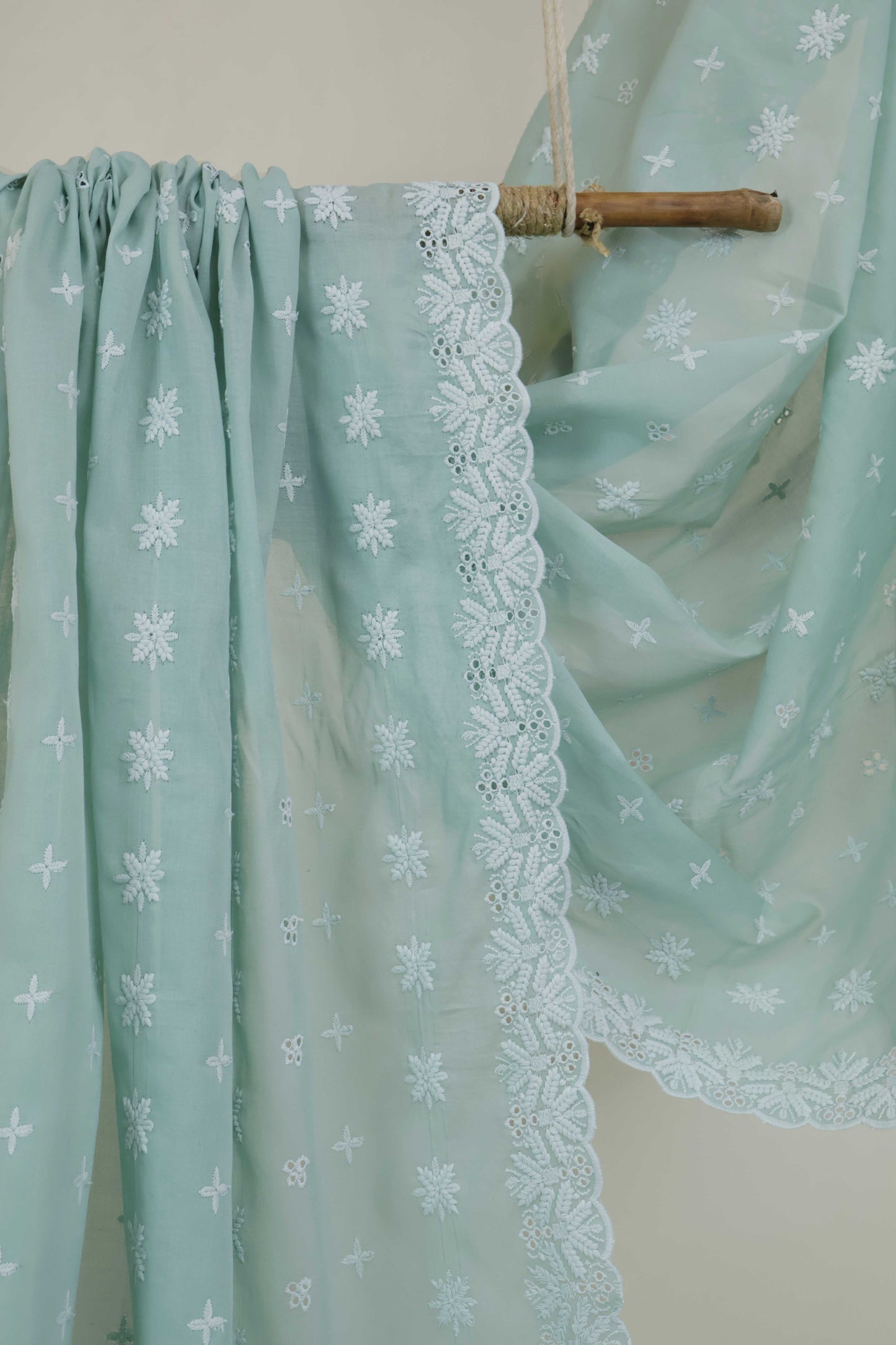 Embroidered Lawn Full Size Shawl 3849Q