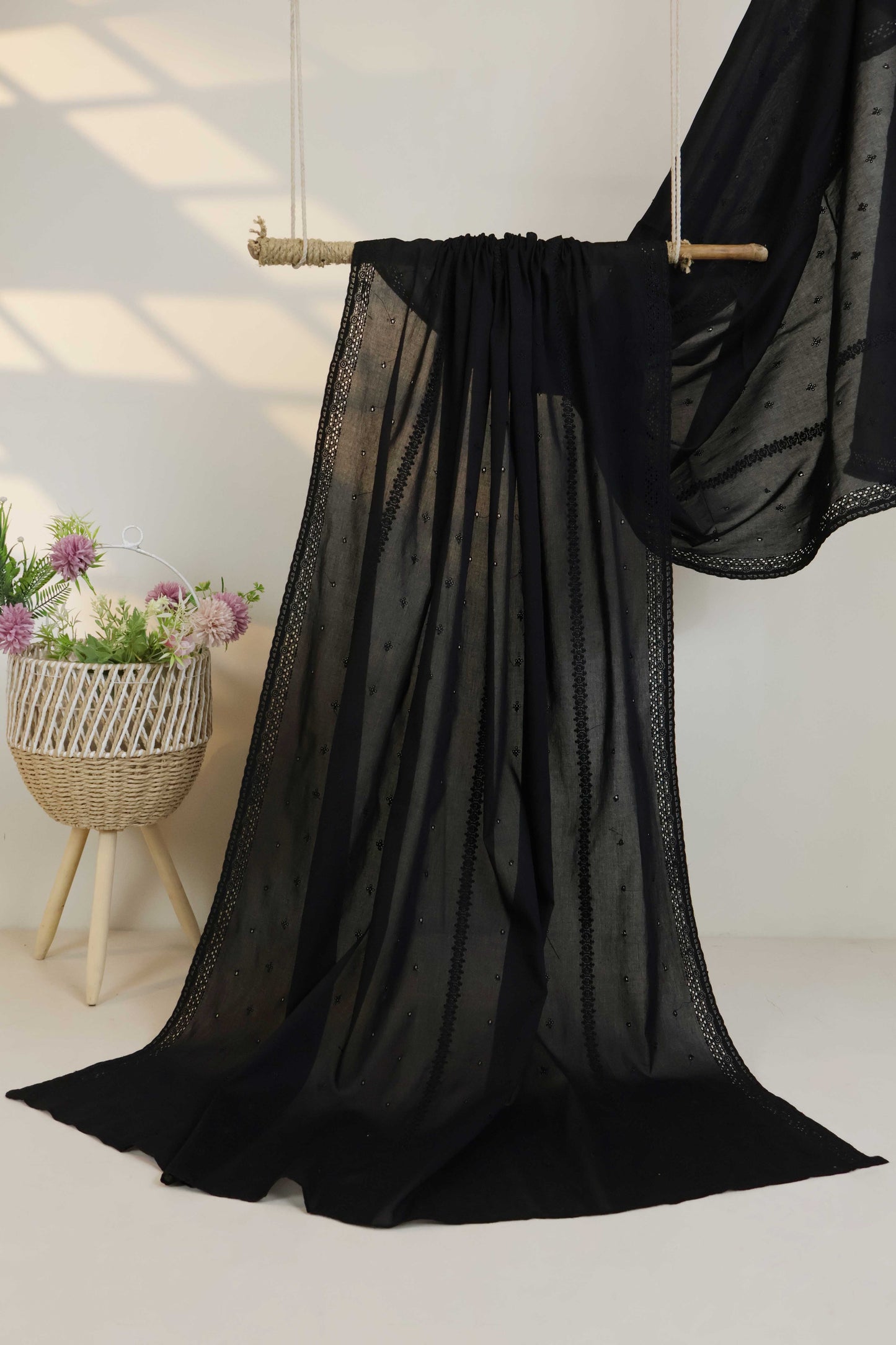 Embroidered Lawn Shawl HLSH233