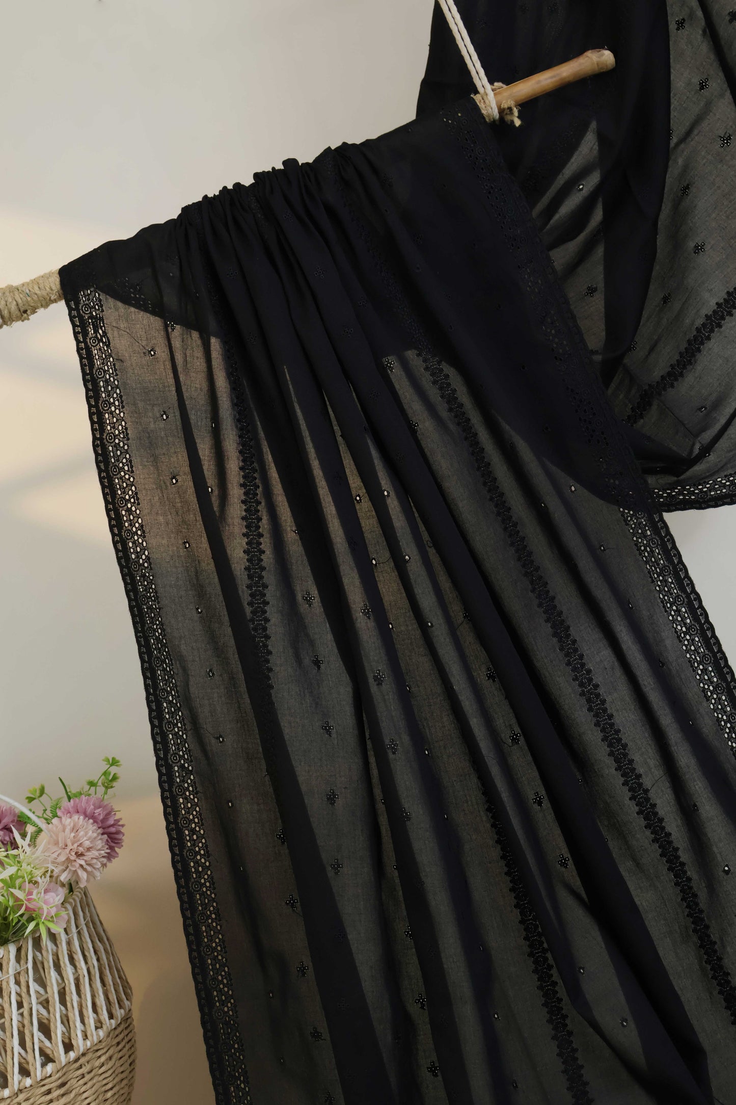 Embroidered Lawn Shawl HLSH233