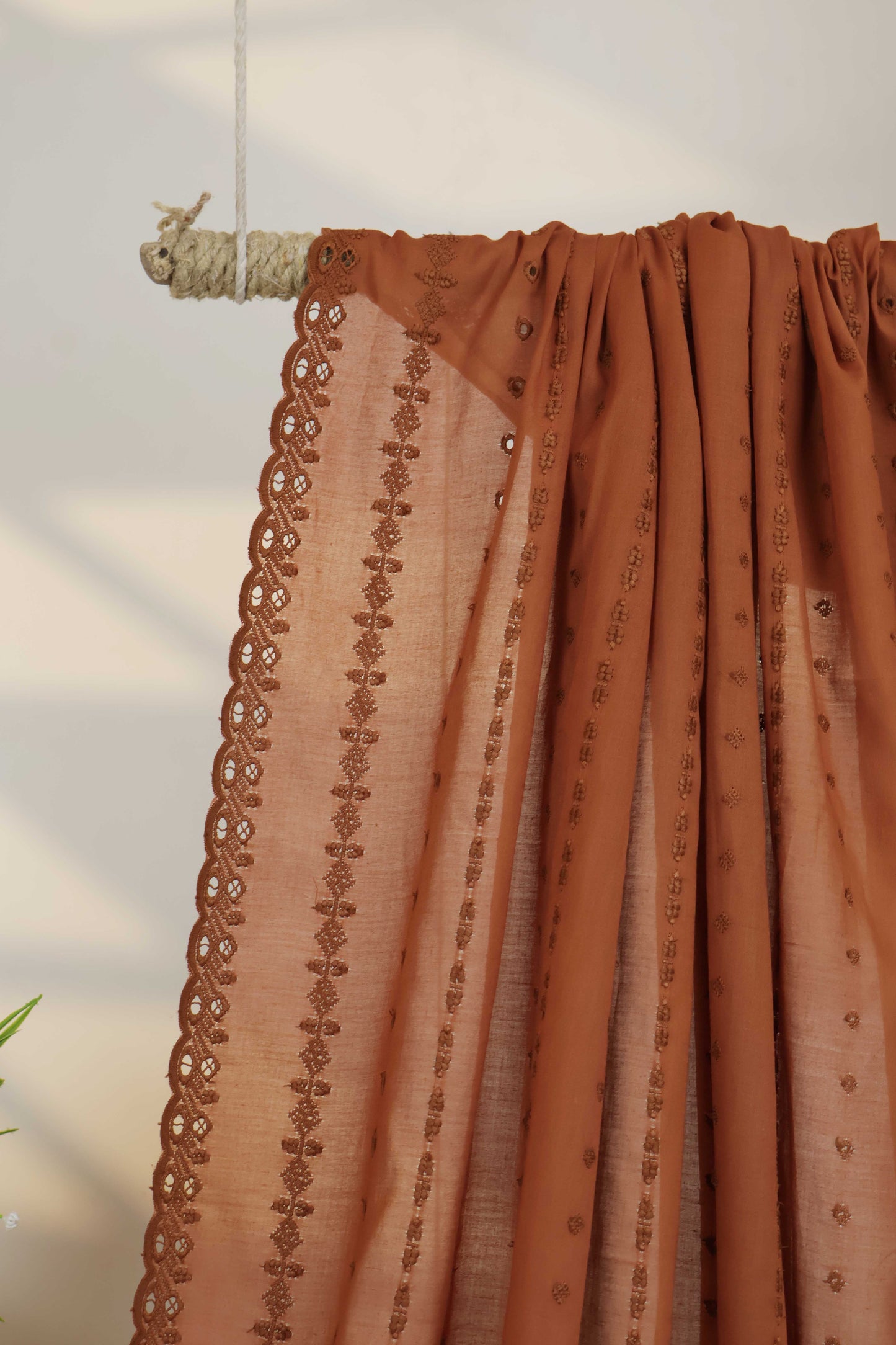 Embroidered Lawn Shawl 3787VV