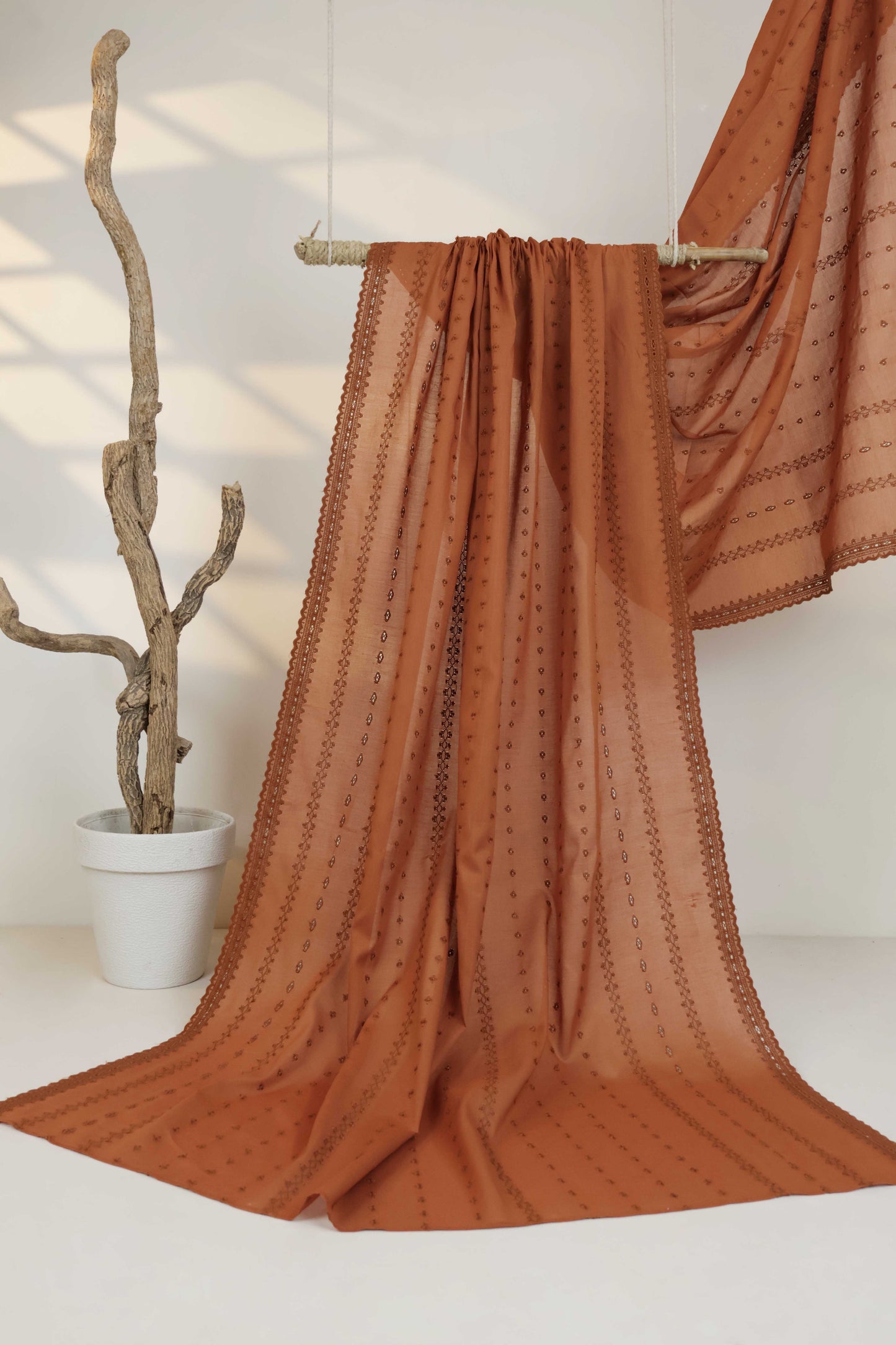 Embroidered Lawn Shawl 3787WW