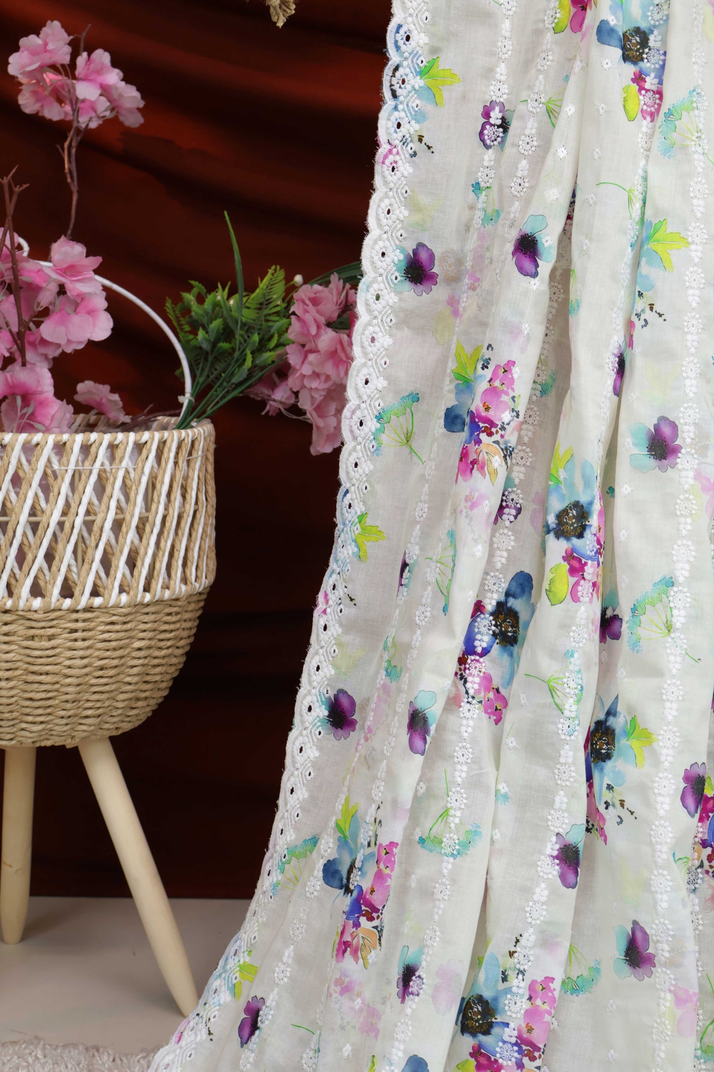 Embroidered Lawn Shawl 3636M