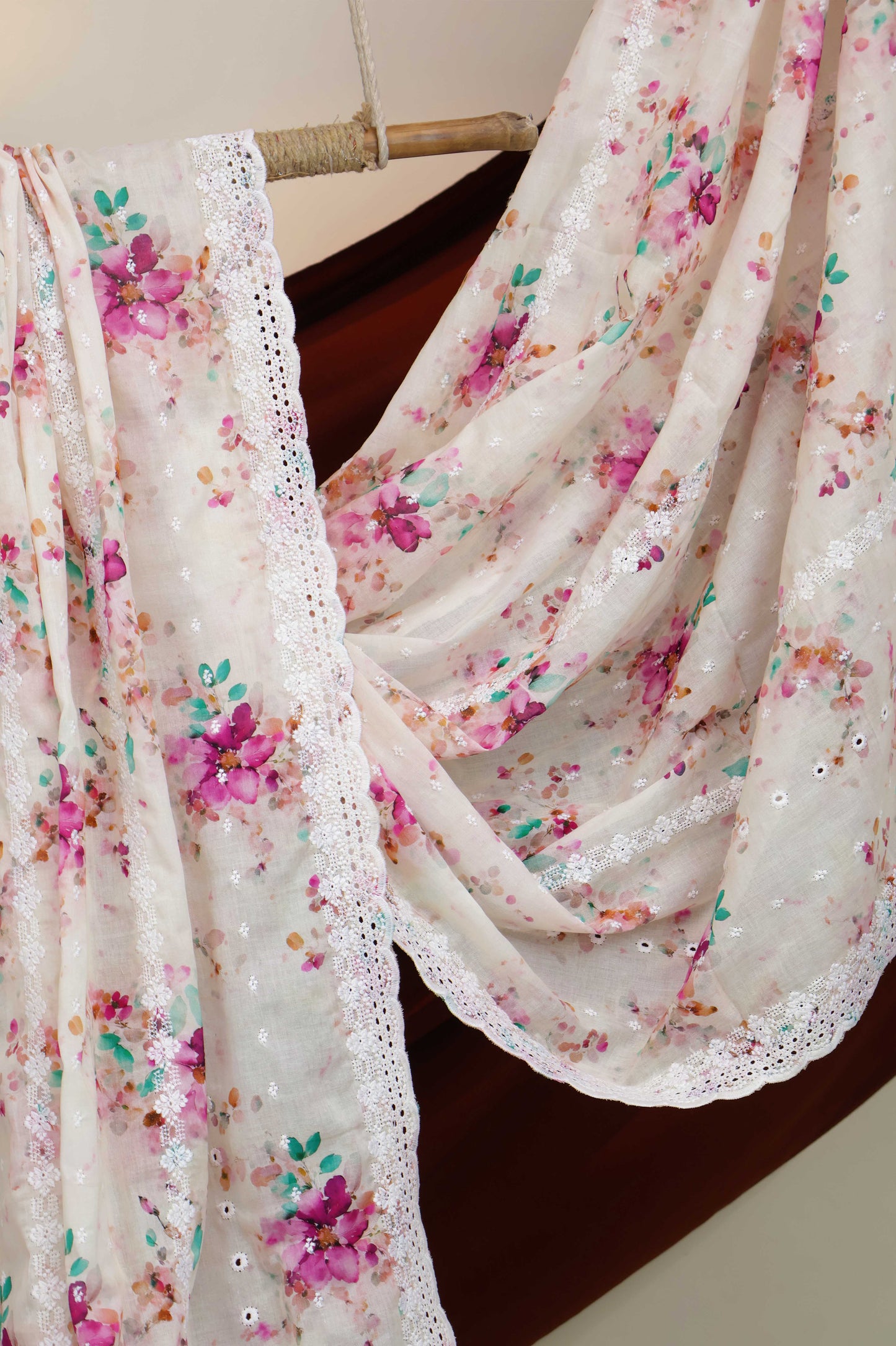 Embroidered Lawn Shawl 3636G