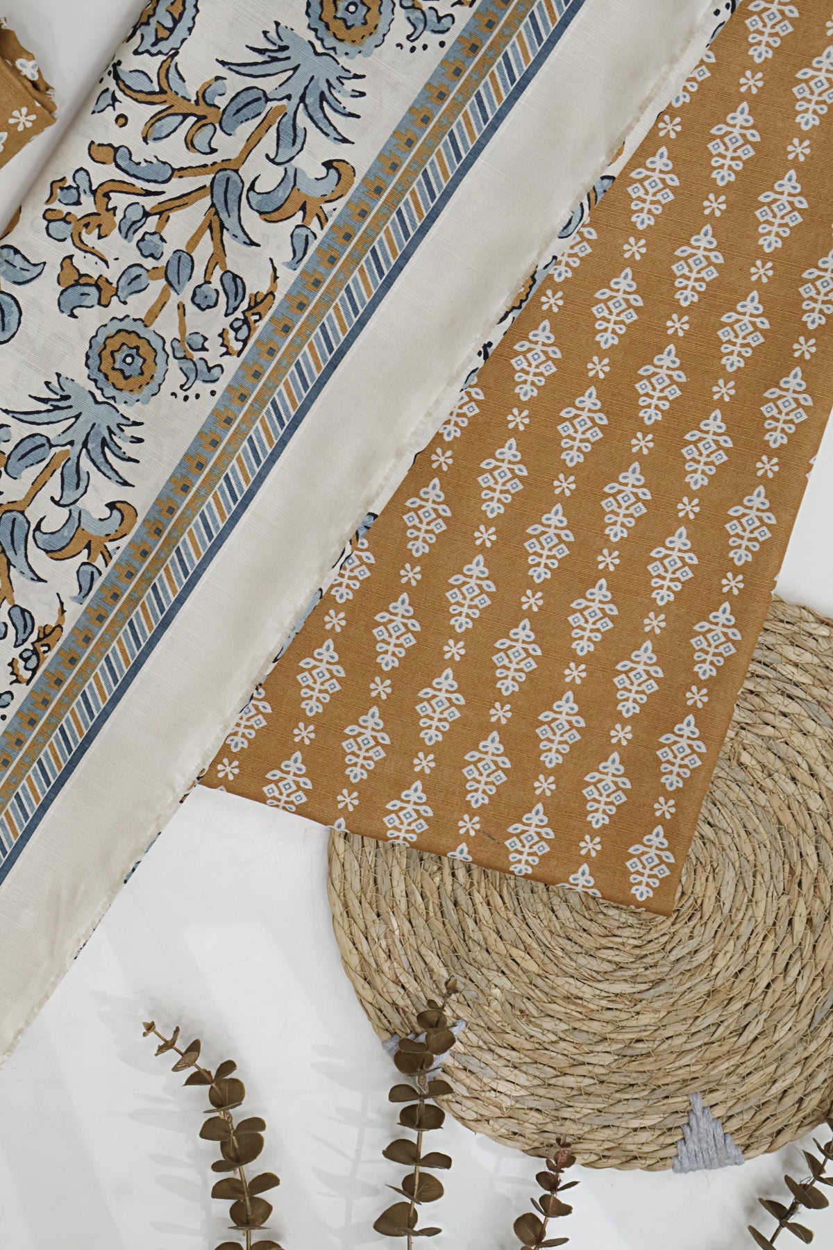 3Piece – Printed Khaddar Suit BSK2608