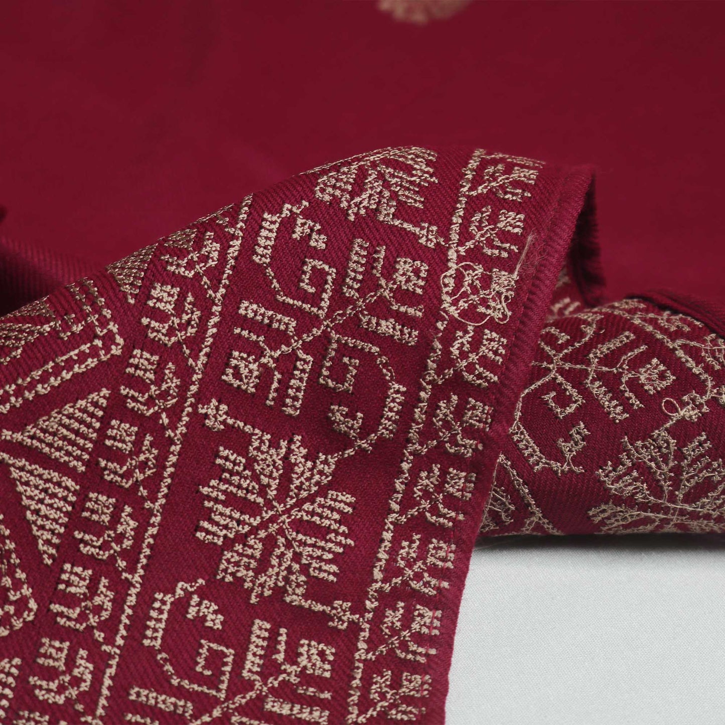 Embroidered Pashmina Shawl