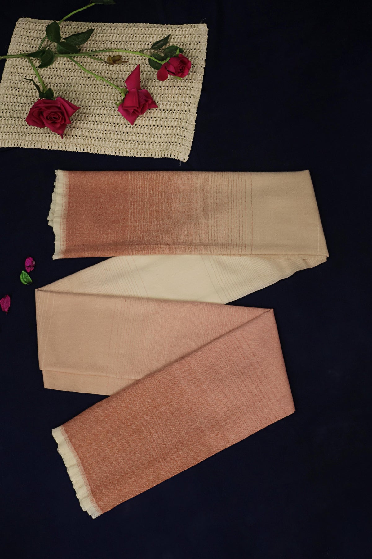 Pure Wool Stoler WST16