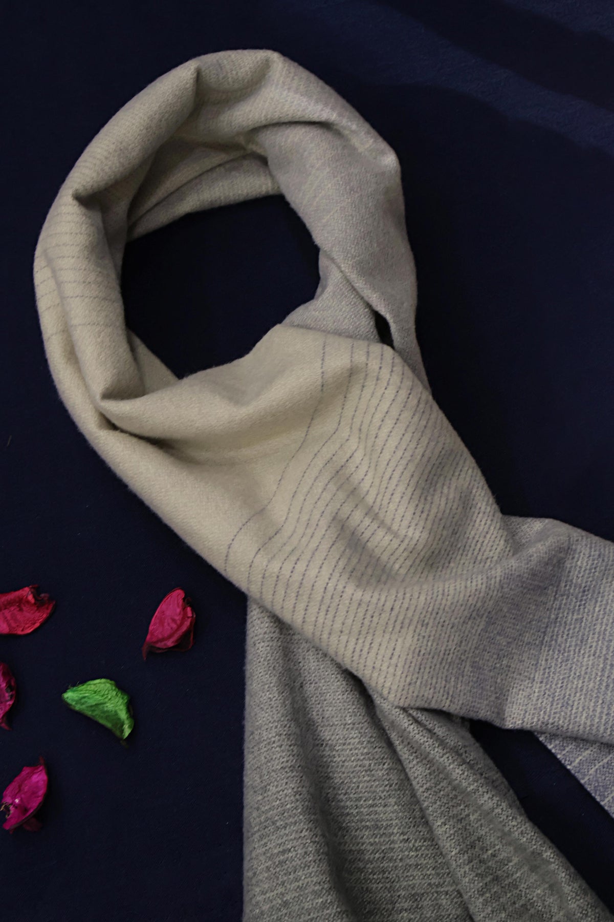 Pure Wool Stoler WST12