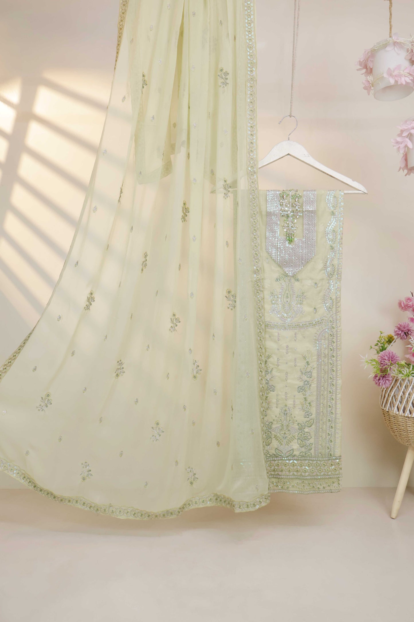 Luxury Lawn Embroidered Suit V521B