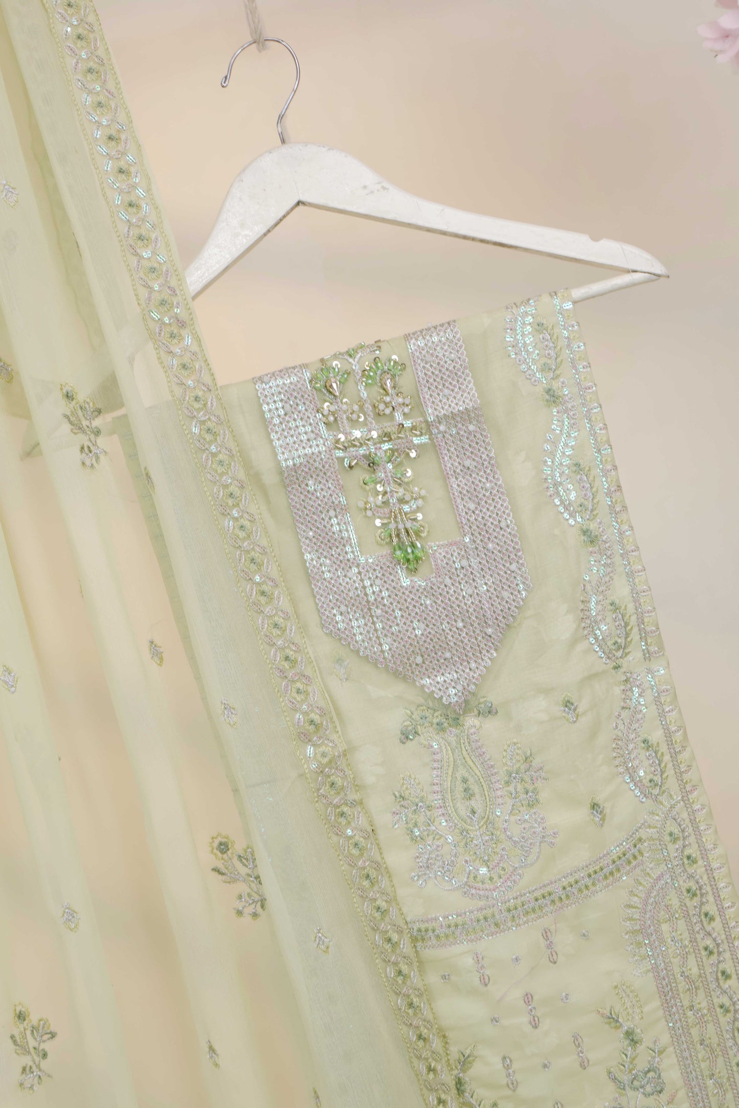 Luxury Lawn Embroidered Suit V521B