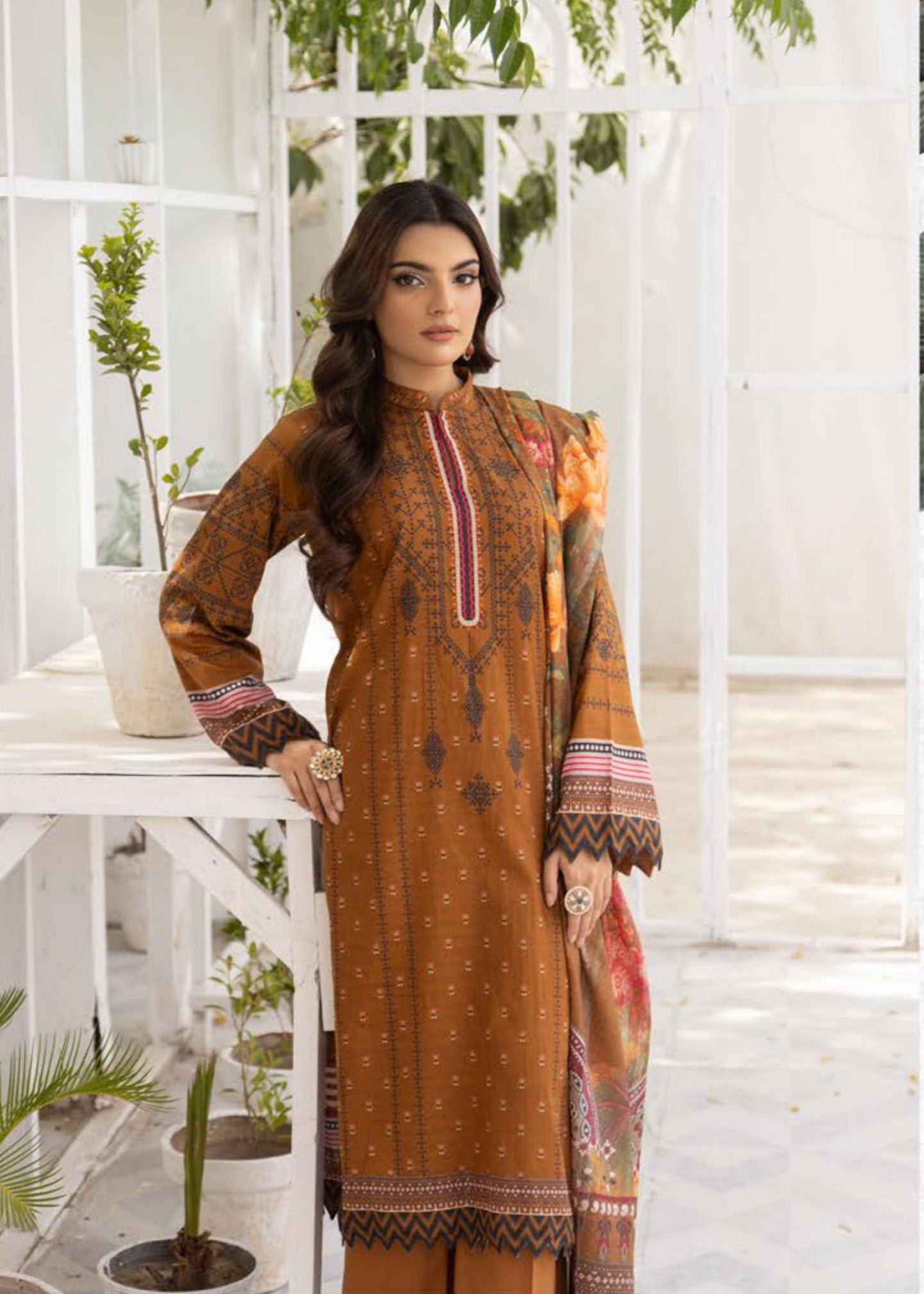 3Piece - Superior Printed Lawn Suit Carnation  D030