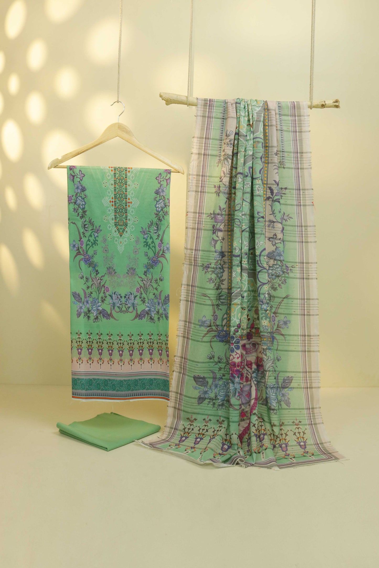 Lawn Printed Suit H25SLST11