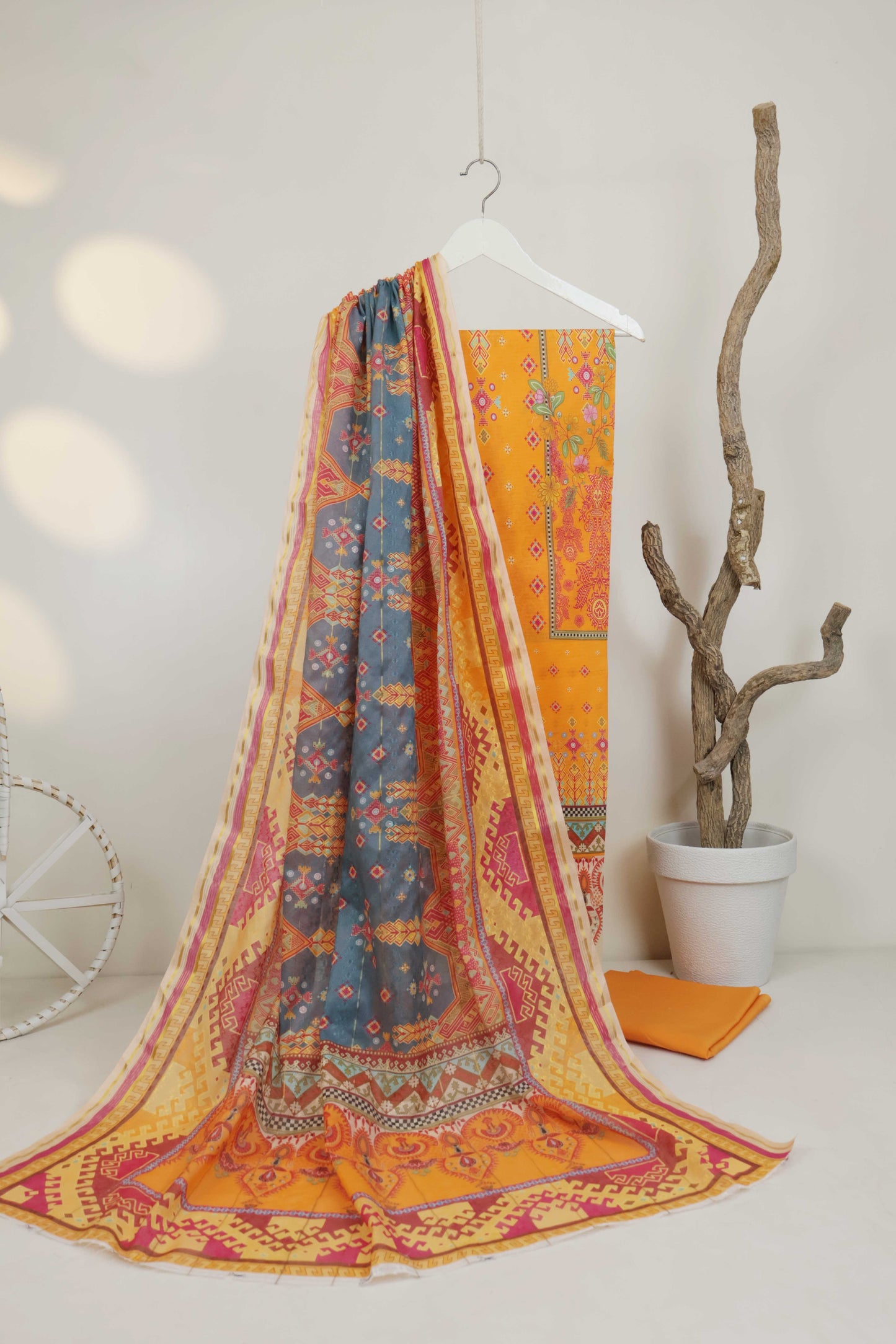 3Piece - Superior Printed Lawn Suit Carnation CR30