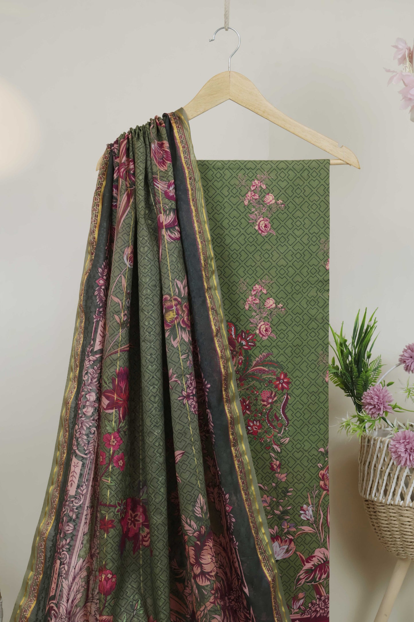3Piece - Superior Printed Lawn Suit Carnation CR38