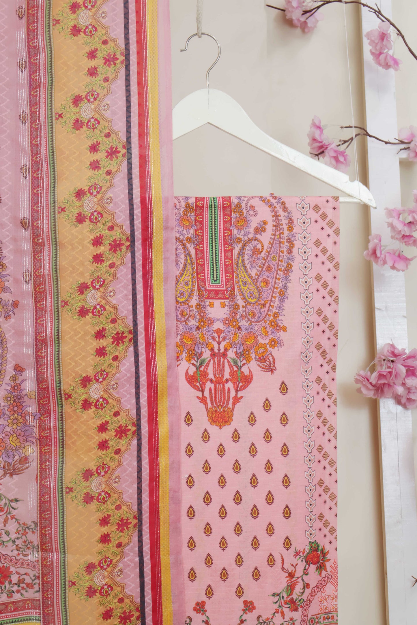 3Piece - Superior Printed Lawn Suit Carnation CR01