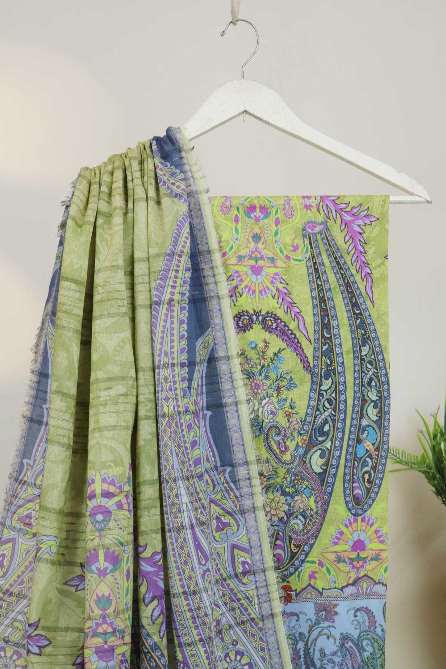 3Piece - Superior Printed Lawn Suit Carnation CR10