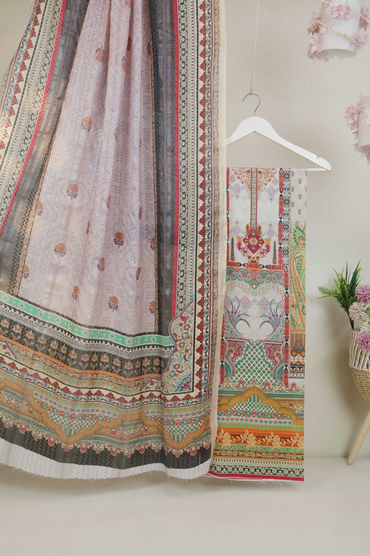 3Piece - Superior Printed Lawn Suit Carnation CR06