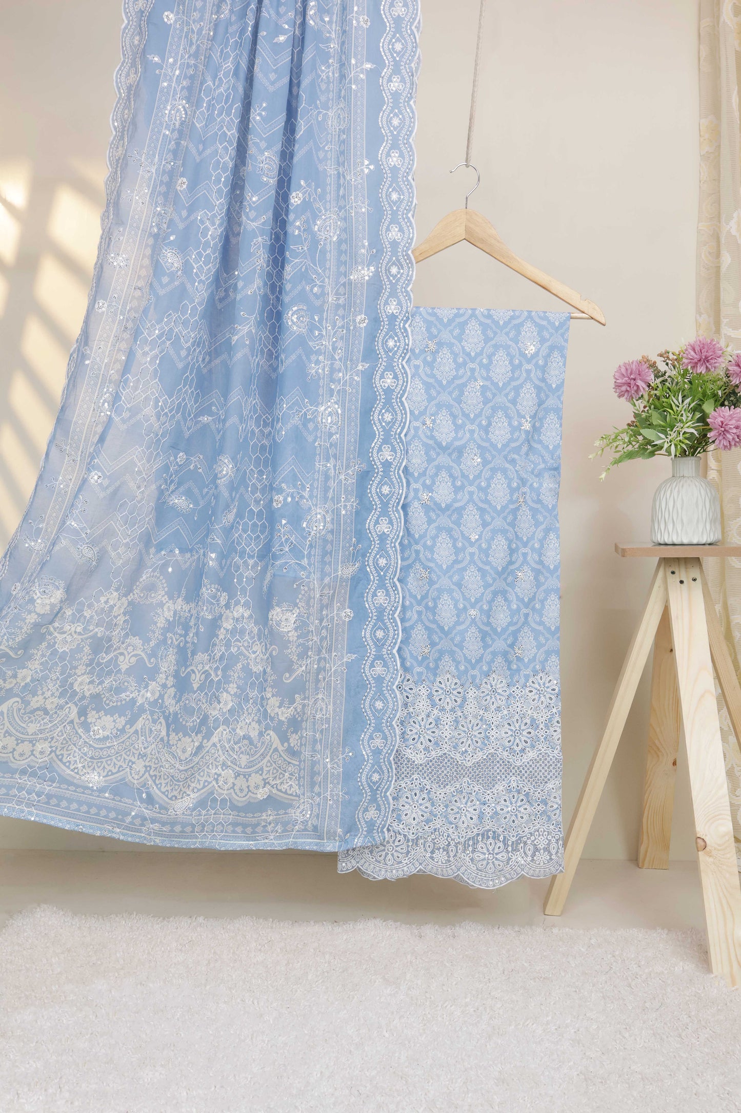 Luxury Lawn Embroidered Suit ELBS06