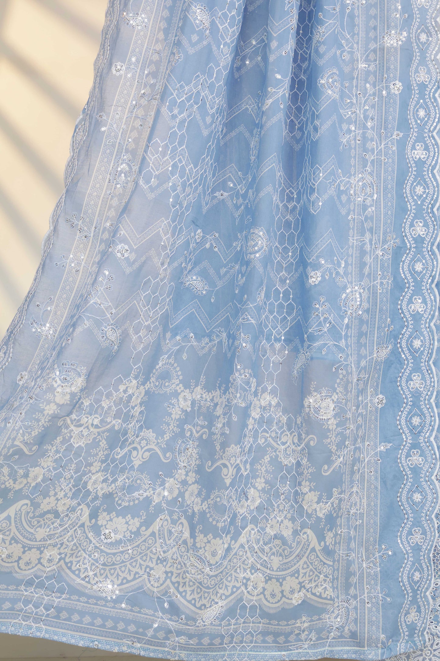Luxury Lawn Embroidered Suit ELBS06