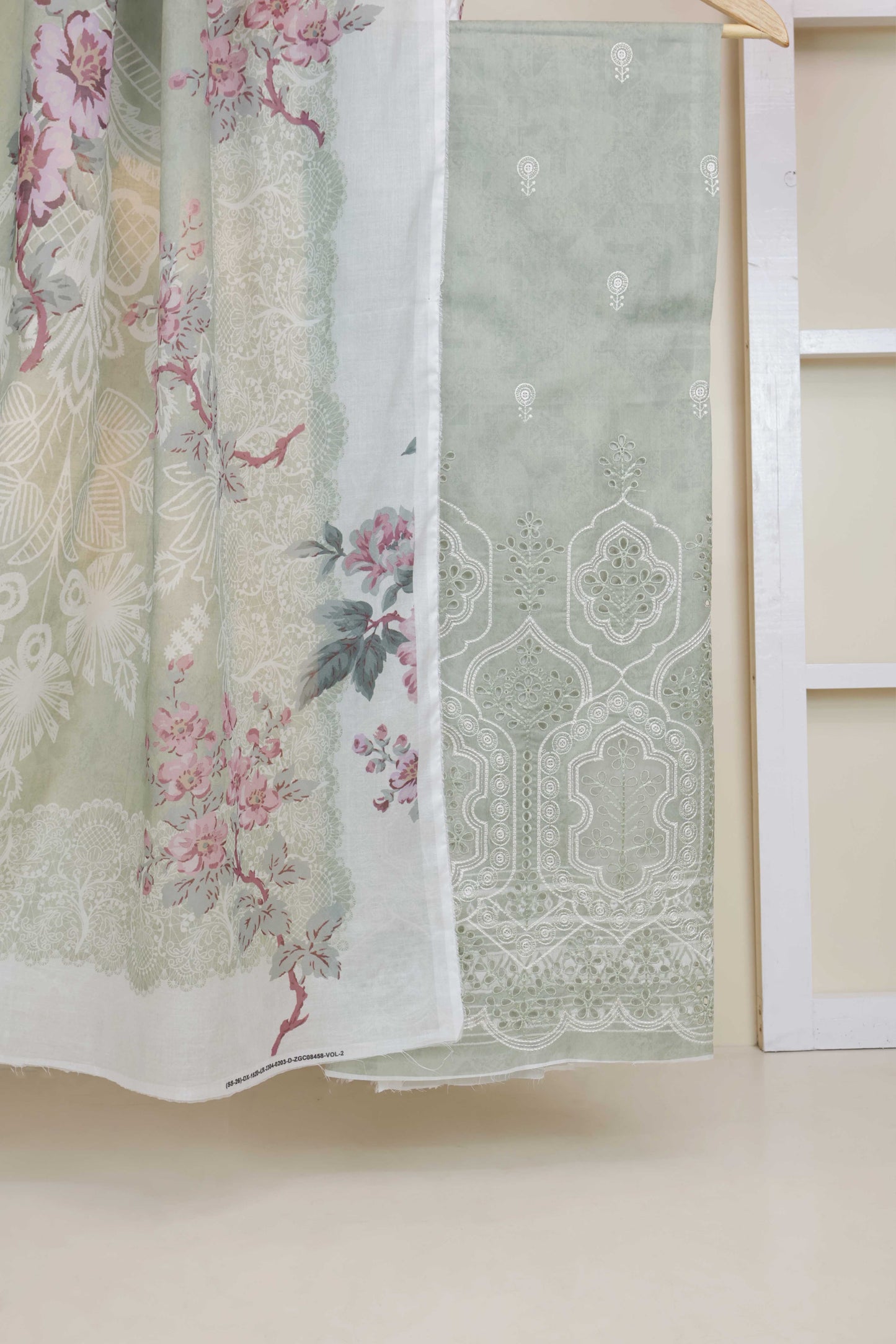 3-Piece Lawn Embroidered Suit V4D05