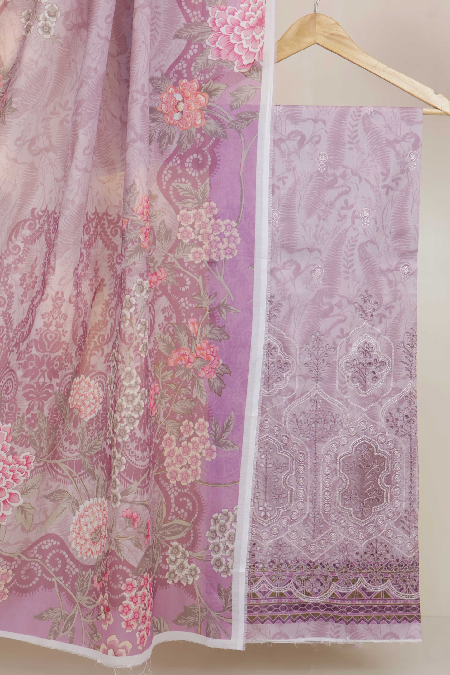 3-Piece Lawn Embroidered Suit V4D04