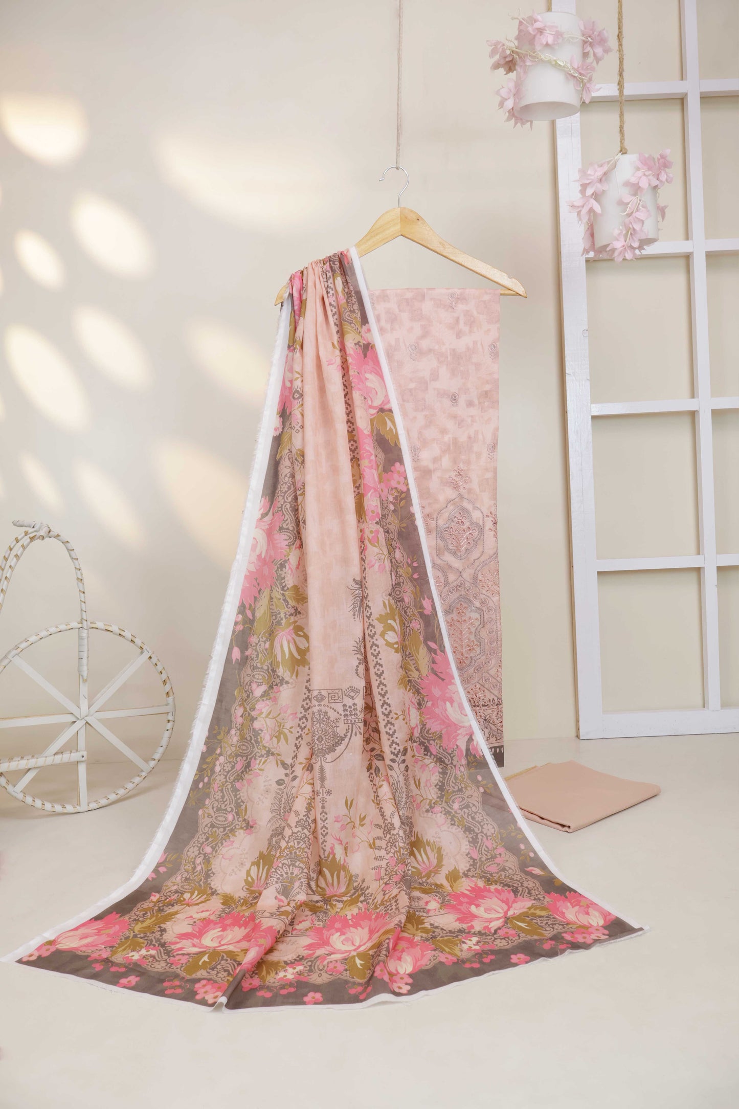 3-Piece Lawn Embroidered Suit V4D03