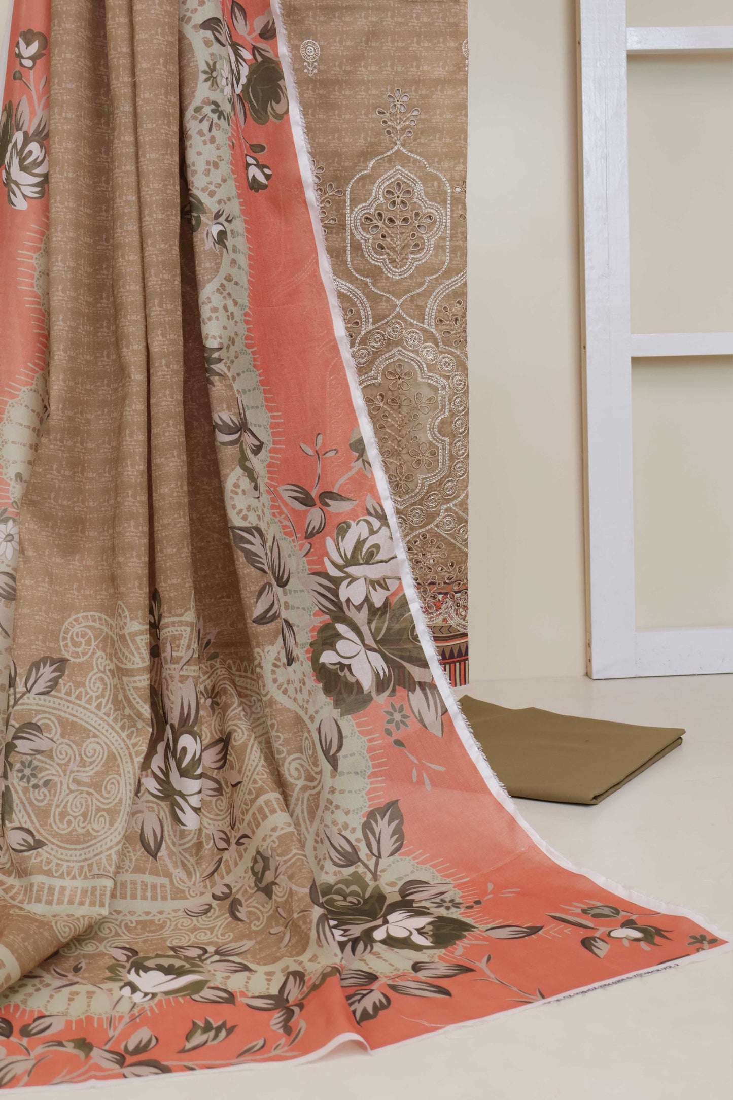 3-Piece Lawn Embroidered Suit V4D02