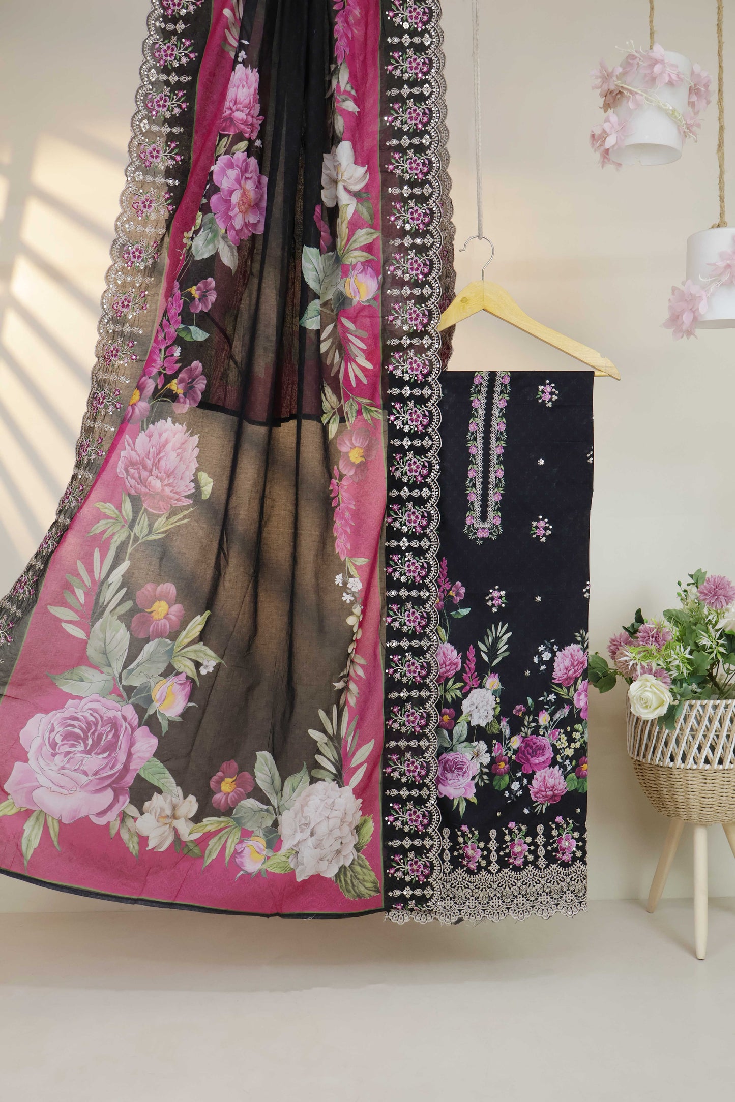 Luxury Lawn Embroidered Suit ELBS16