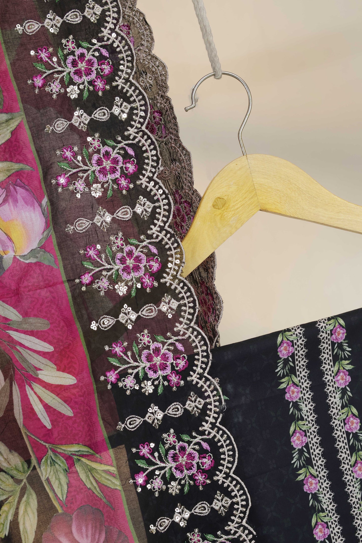 Luxury Lawn Embroidered Suit ELBS16