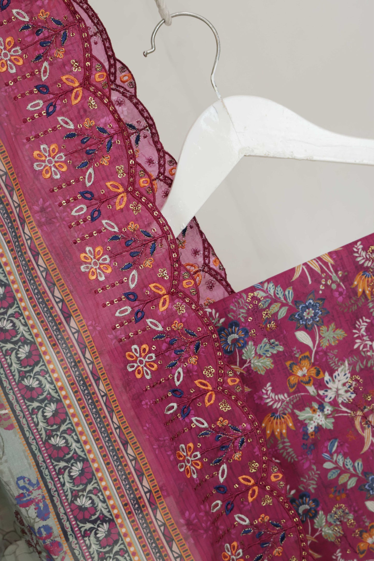 Luxury Lawn Embroidered Suit ELBS17