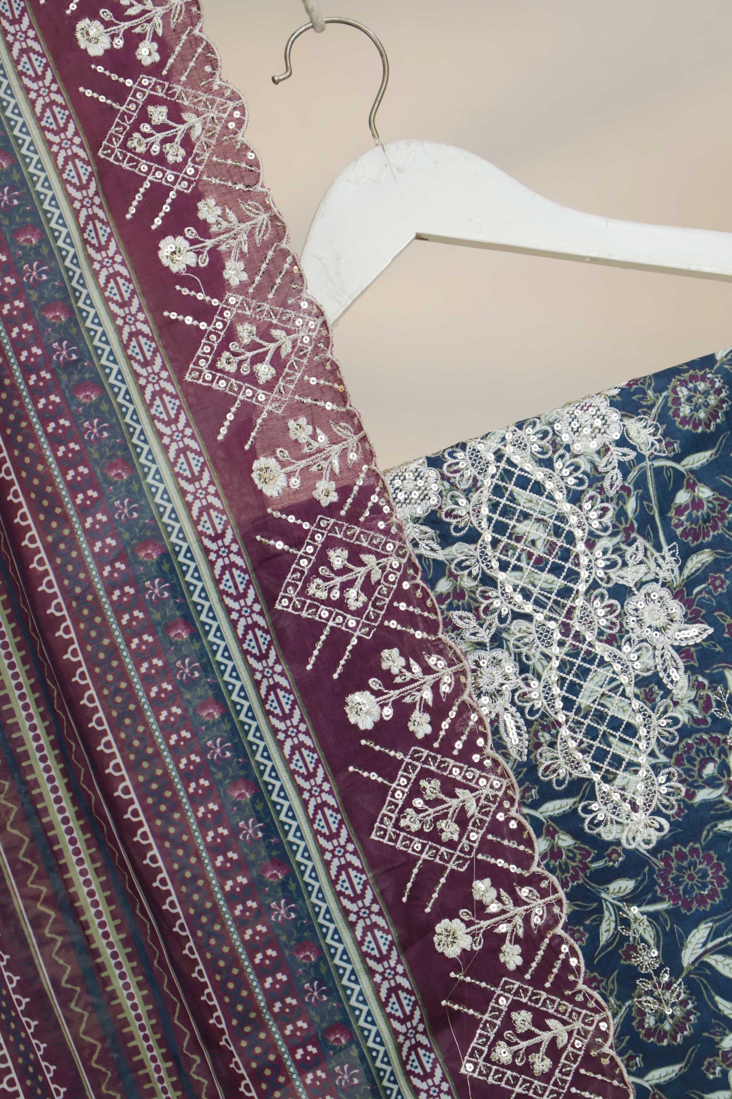 Luxury Lawn Embroidered Suit ELBS23