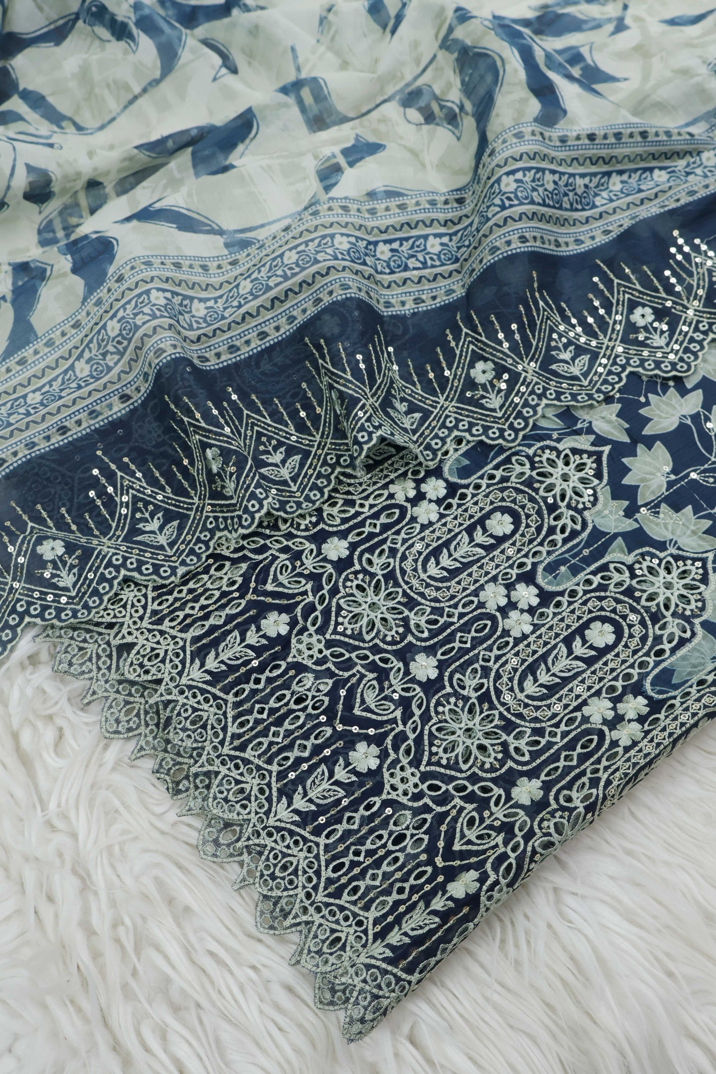 Luxury Lawn Embroidered Suit ELBS27