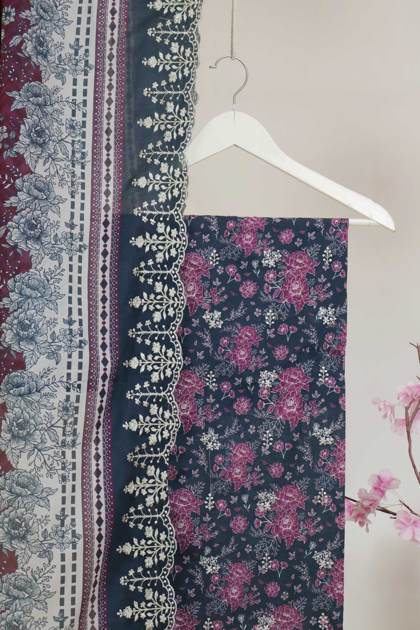 Luxury Lawn Embroidered Suit ELBS26