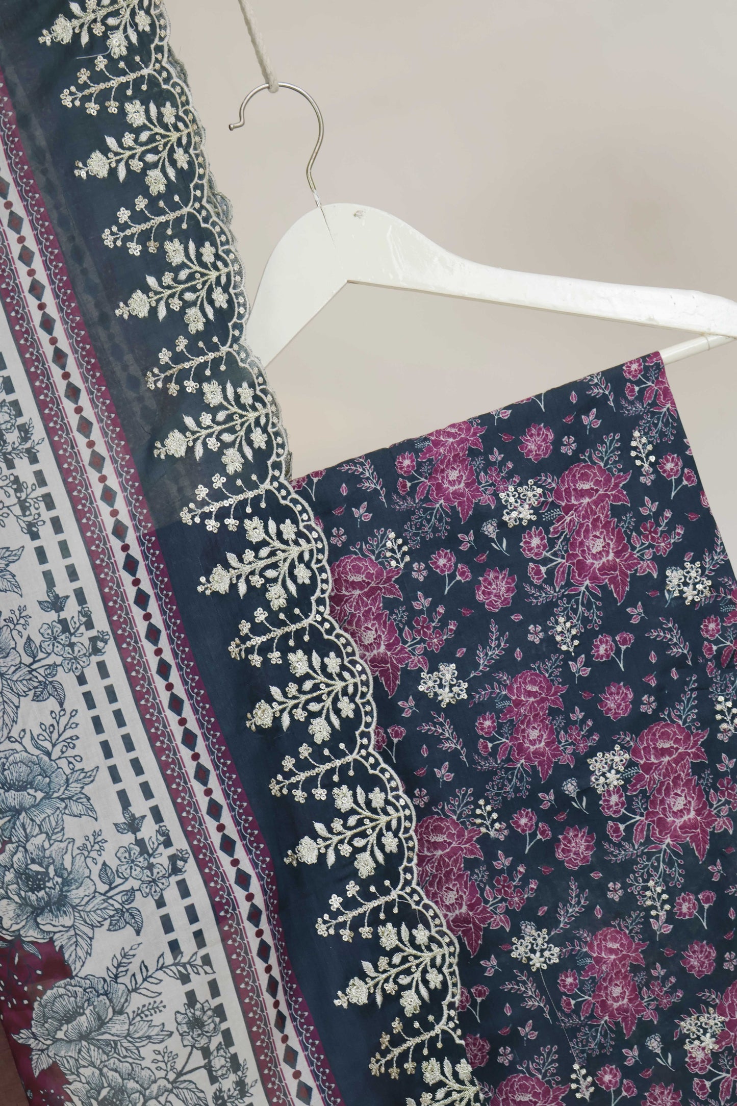 Luxury Lawn Embroidered Suit ELBS26