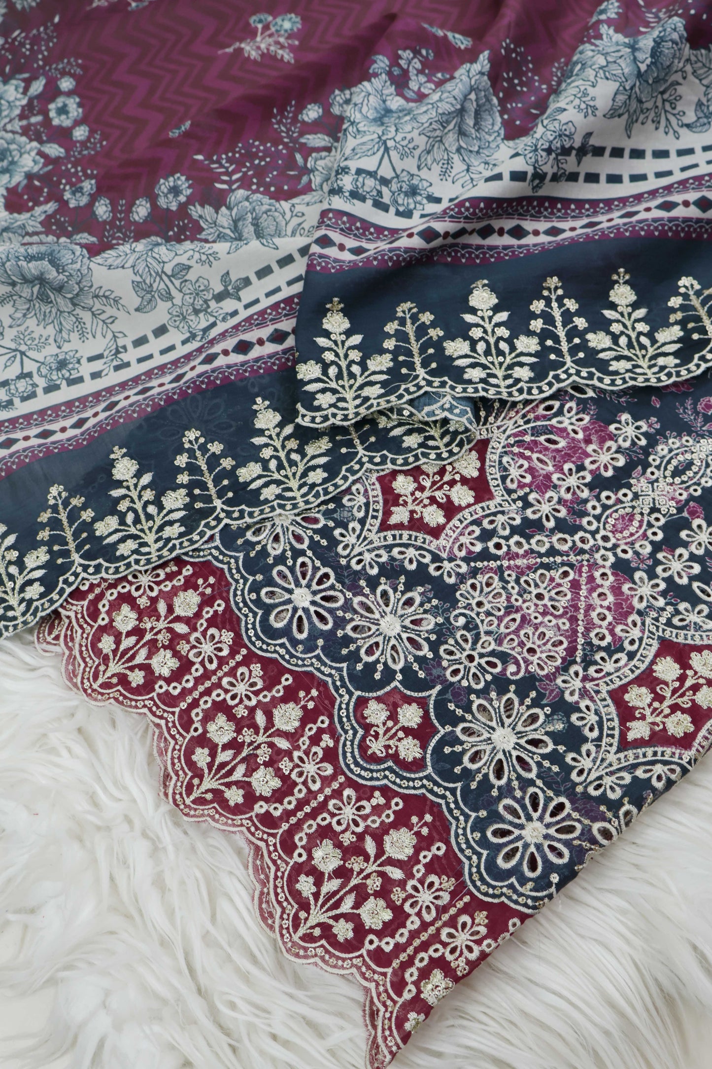 Luxury Lawn Embroidered Suit ELBS26