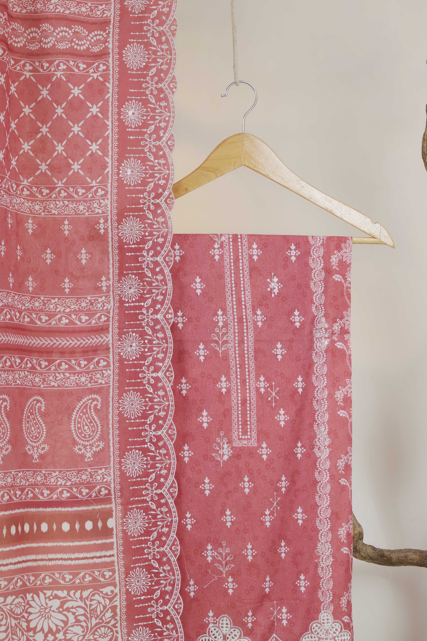 Luxury Lawn Embroidered Suit ELBS30