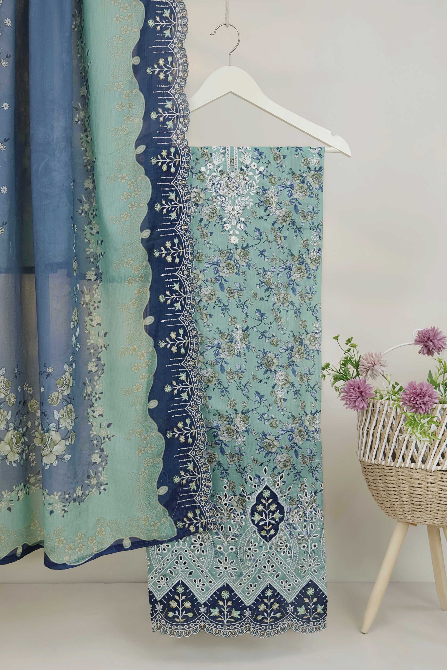 Luxury Lawn Embroidered Suit ELBS35