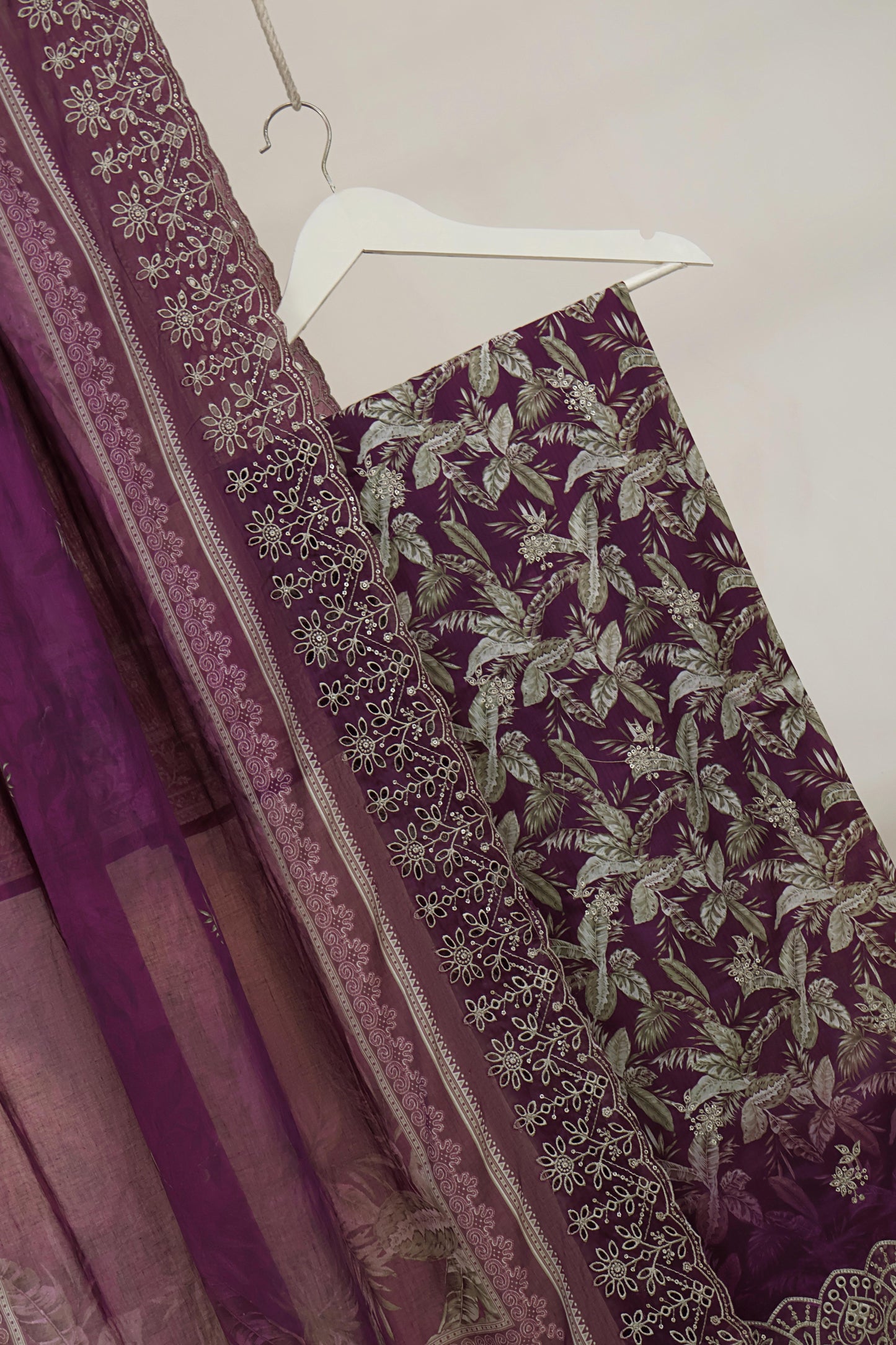 Luxury Lawn Embroidered Suit ELBS36
