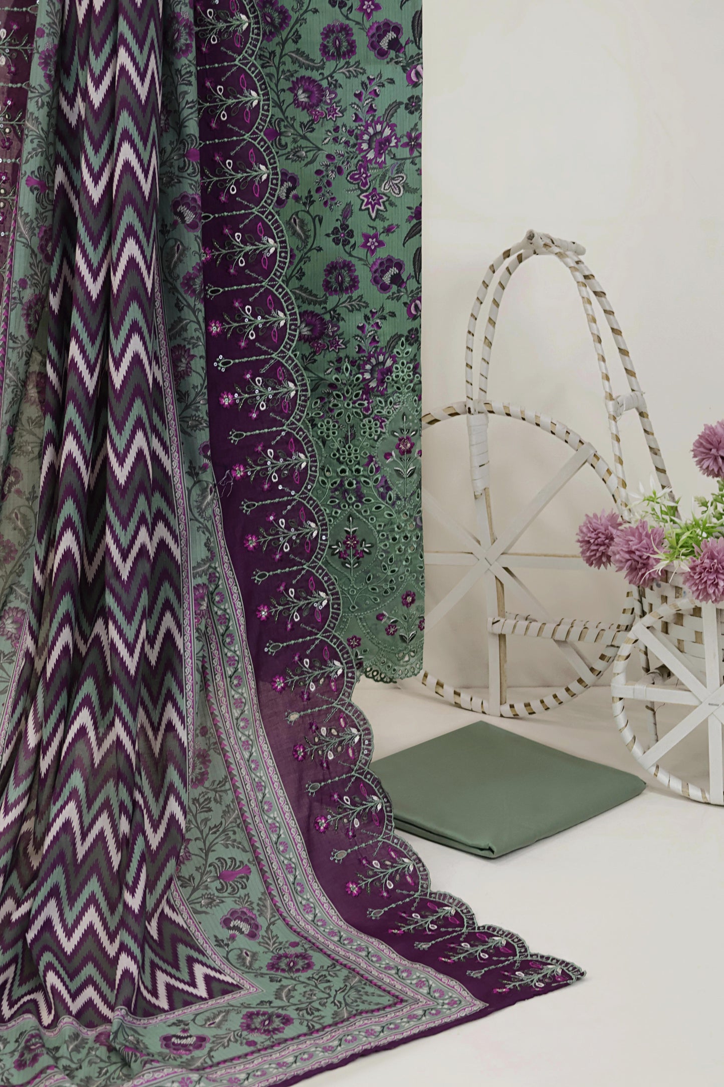 Luxury Lawn Embroidered Suit ELBS37