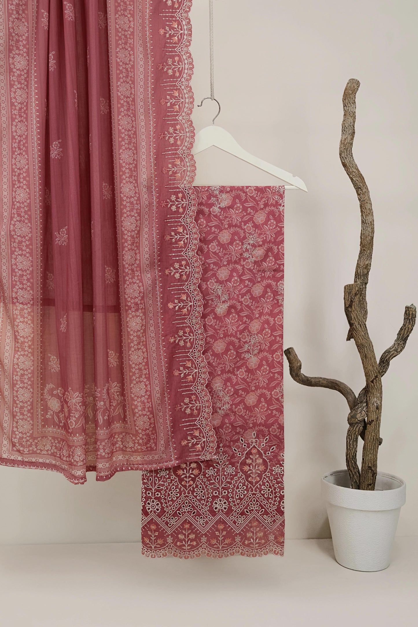 Luxury Lawn Embroidered Suit ELBS38