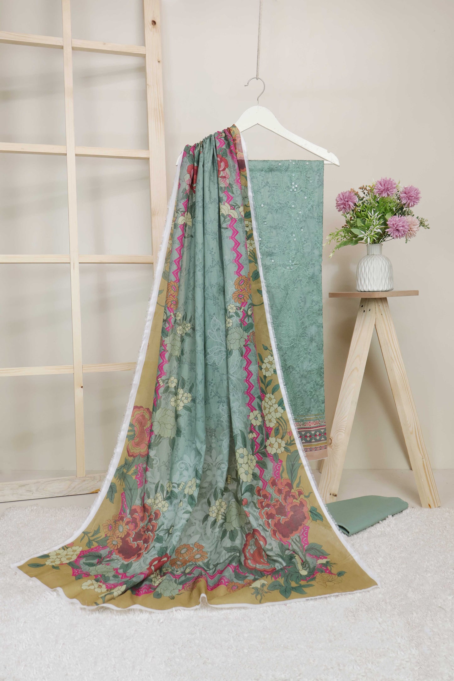 3-Piece Lawn Embroidered Suit V1D05