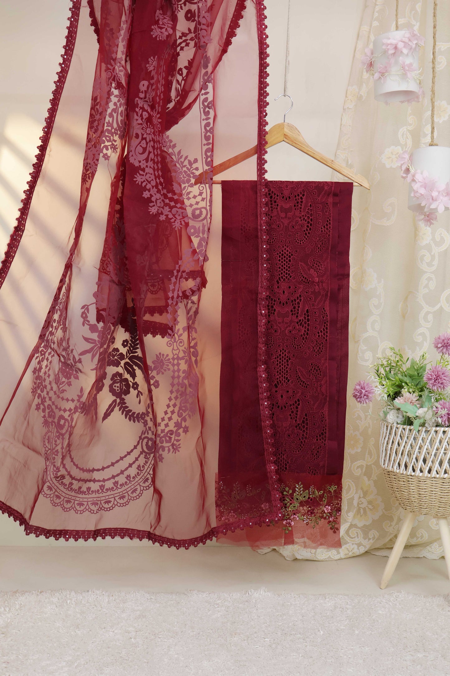 Luxury Lawn Embroidered Suit ELFA04