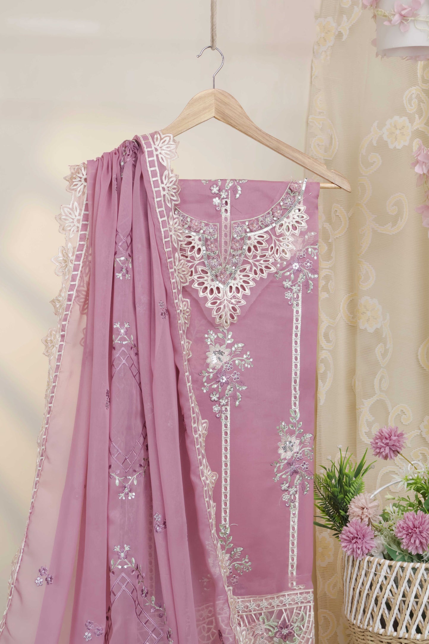 Luxury Lawn Embroidered Suit ELHA17