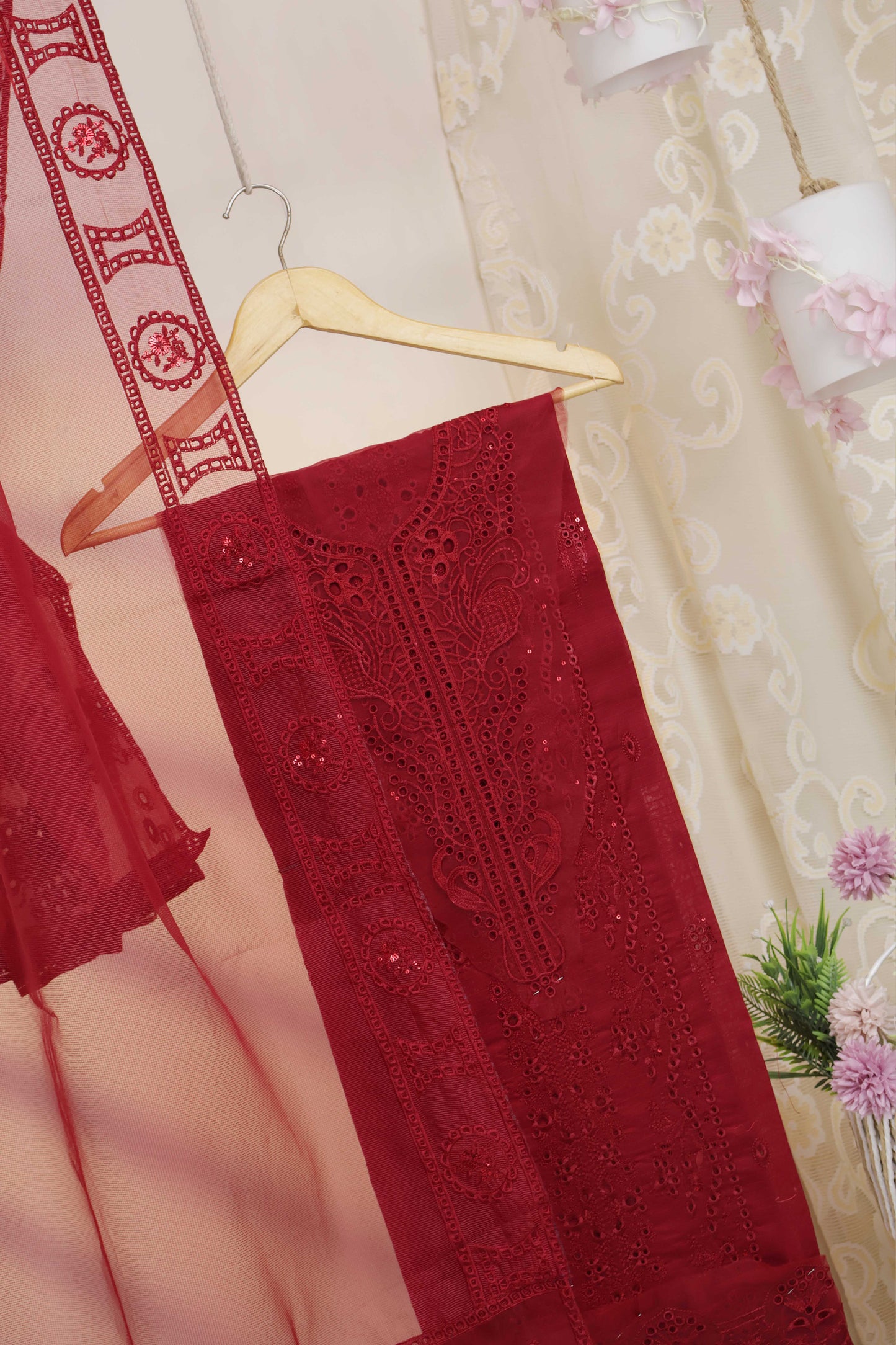 Luxury Lawn Embroidered Suit ELHA19