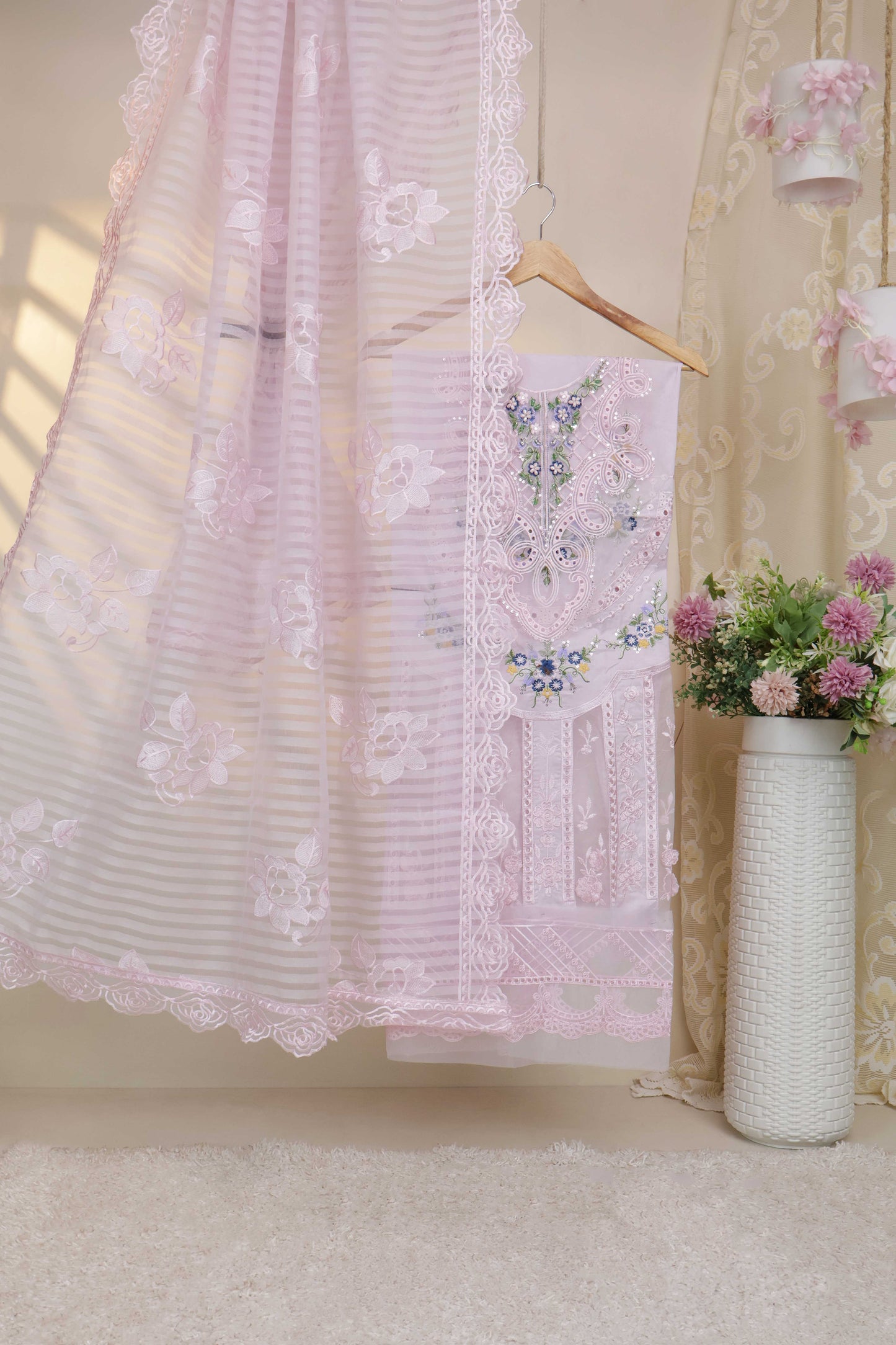 Luxury Lawn Embroidered Suit ELHA12