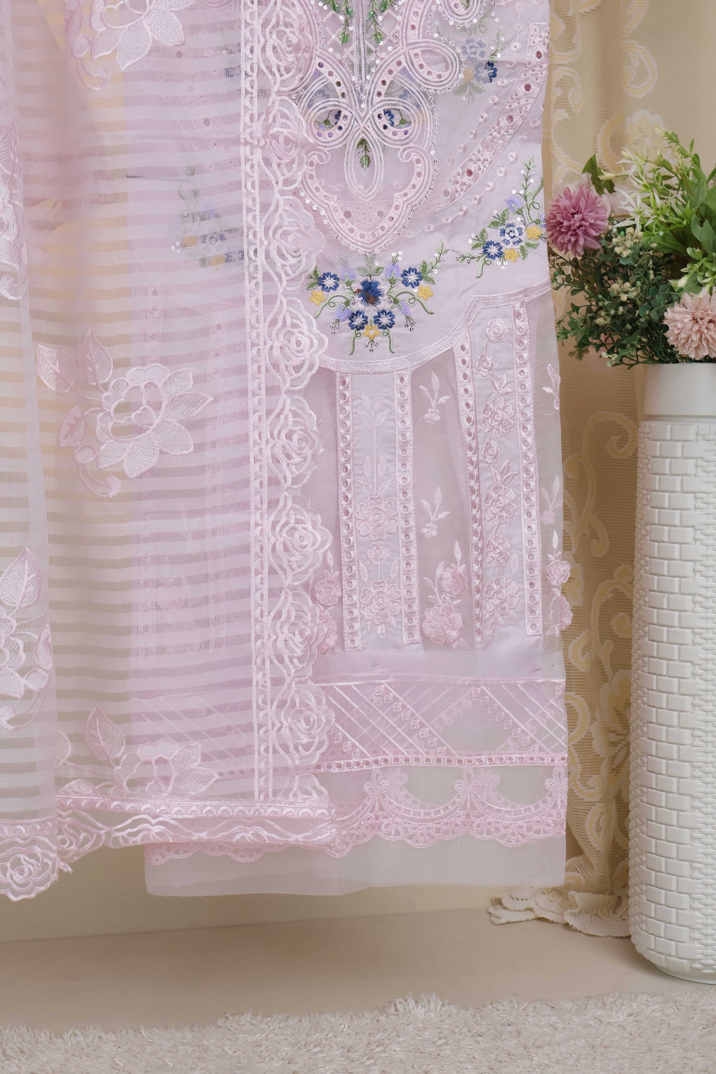 Luxury Lawn Embroidered Suit ELHA12