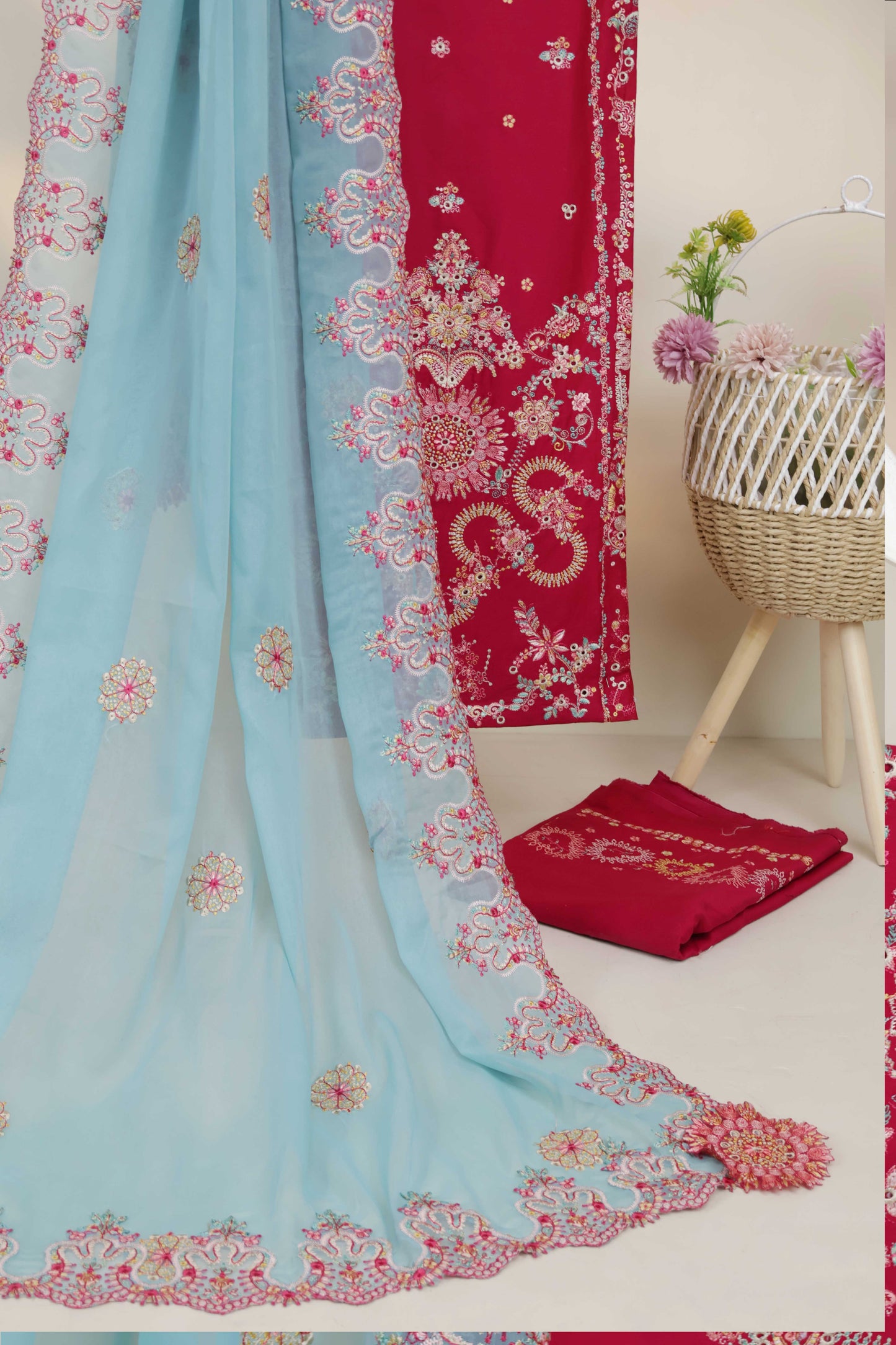 Luxury Lawn Embroidered Suit ELHA25