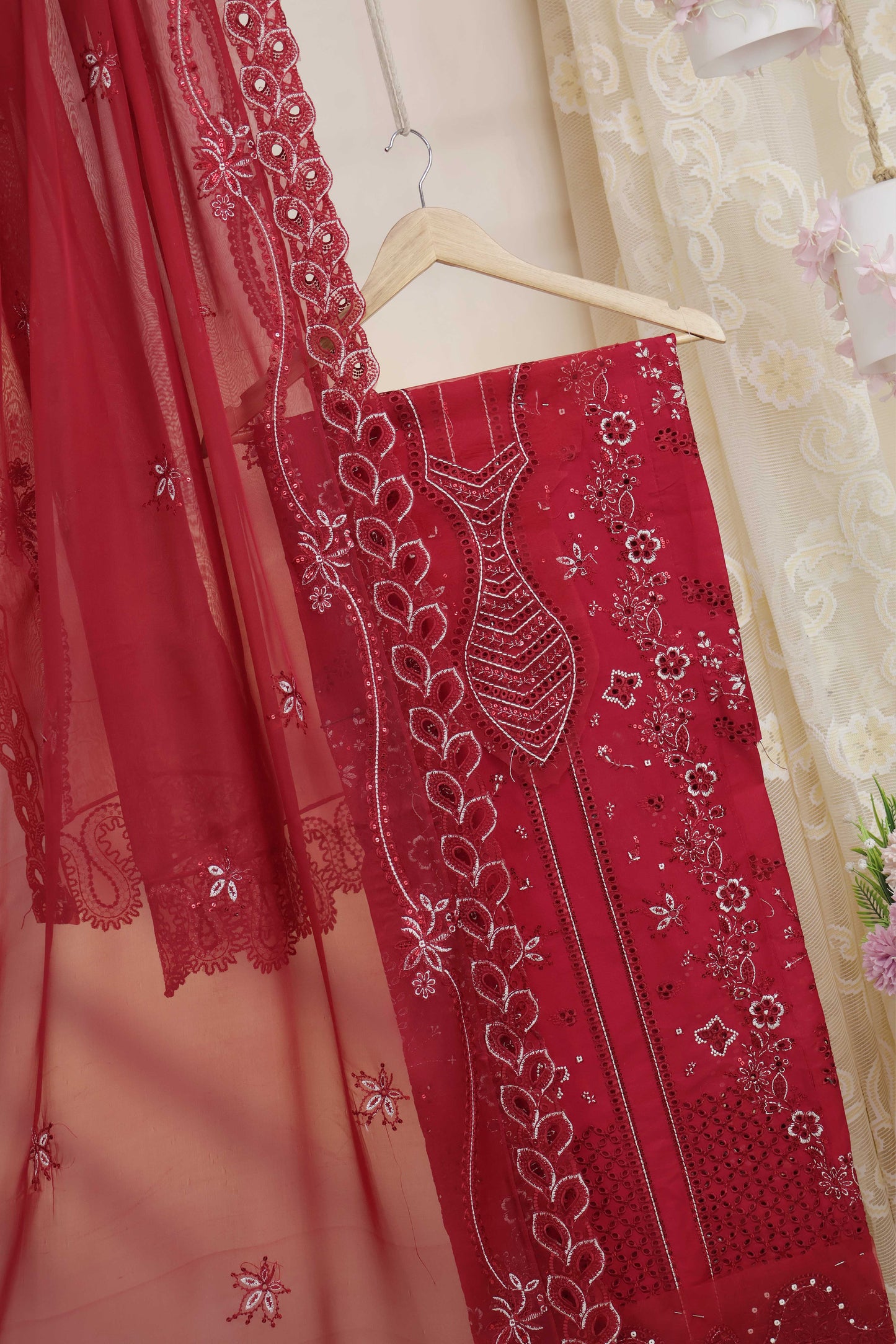 Luxury Lawn Embroidered Suit ELHA13