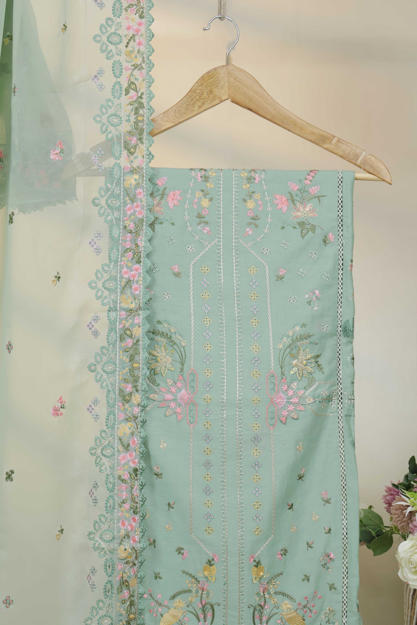 Luxury Lawn Embroidered Suit ELHA46