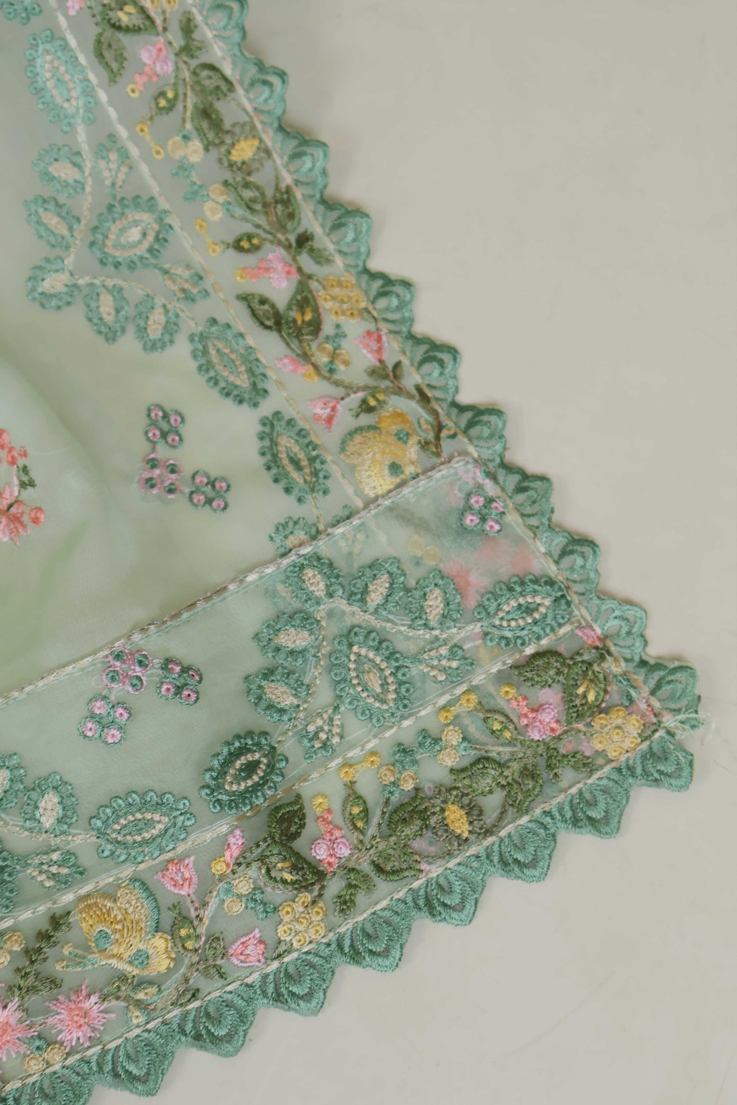 Luxury Lawn Embroidered Suit ELHA46